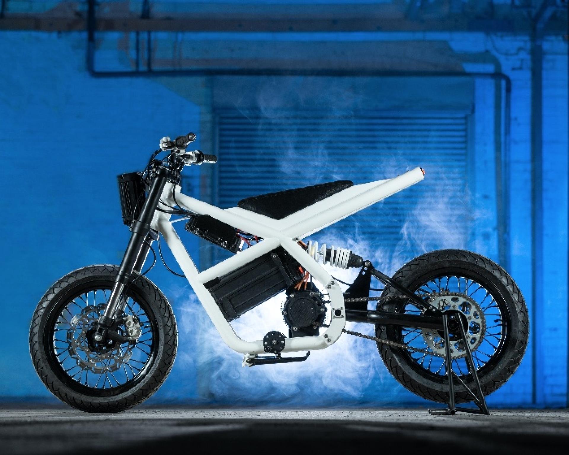 London Design Awards Winner - DEATH TO PETROL