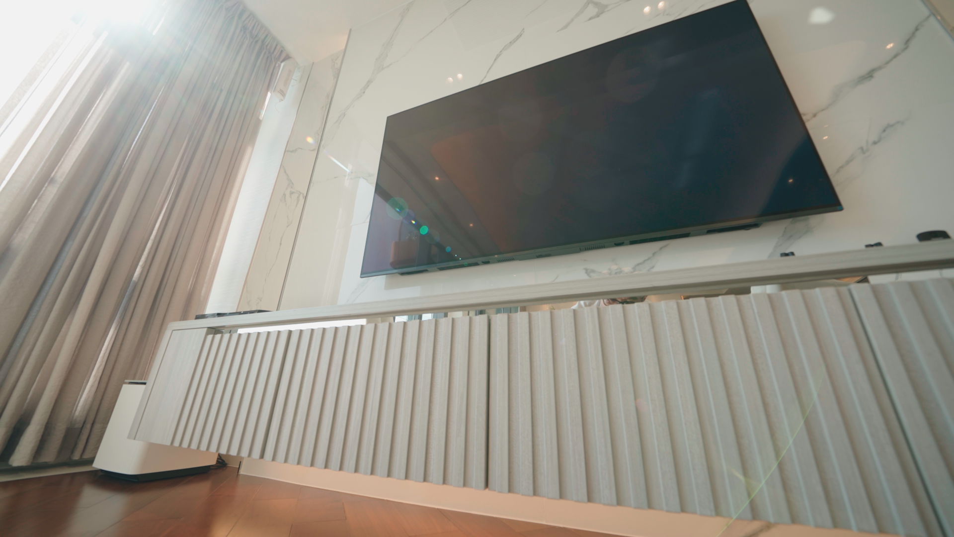 London Design Awards Winner - ULTIMA