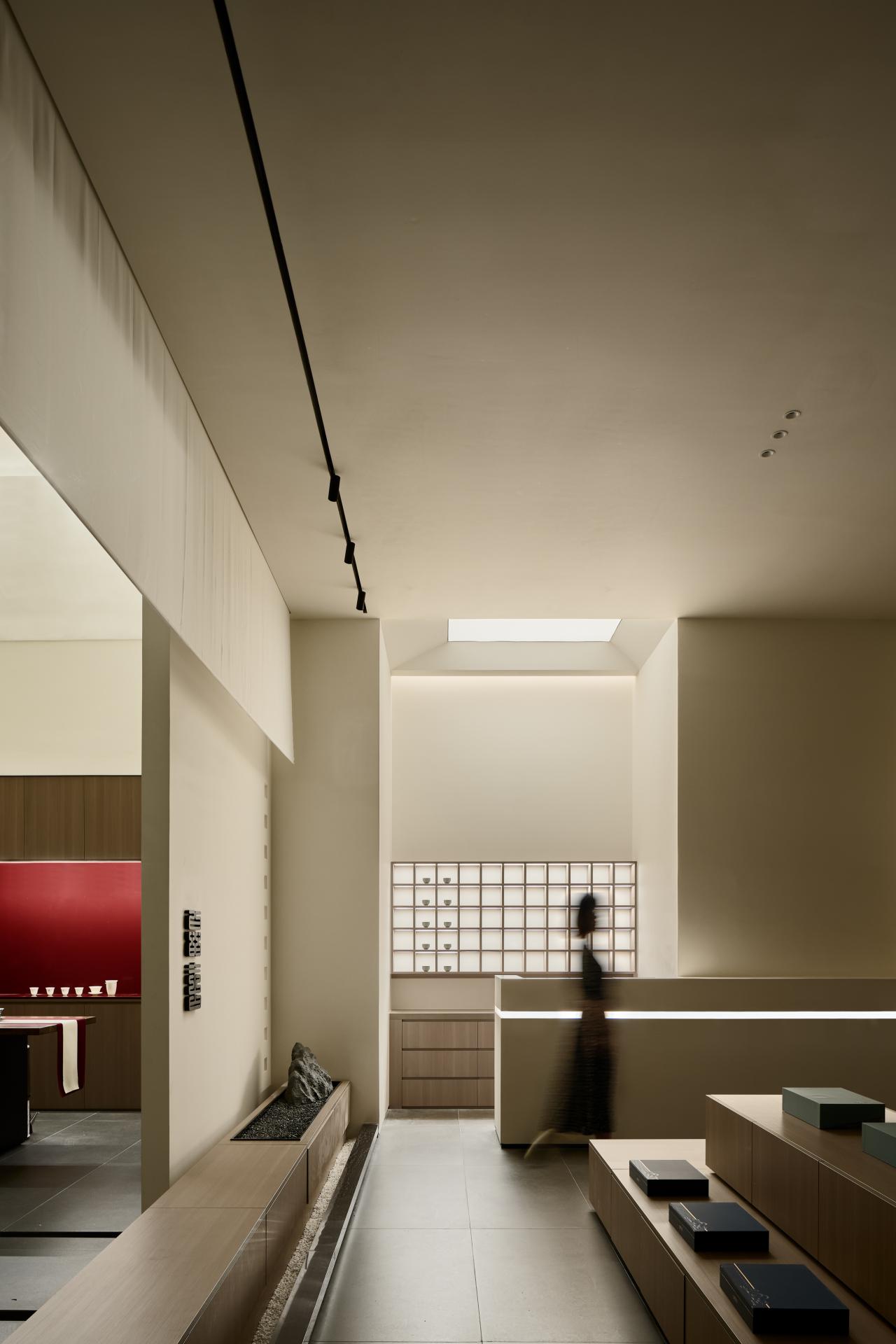 London Design Awards Winner - Pin She Life Hall