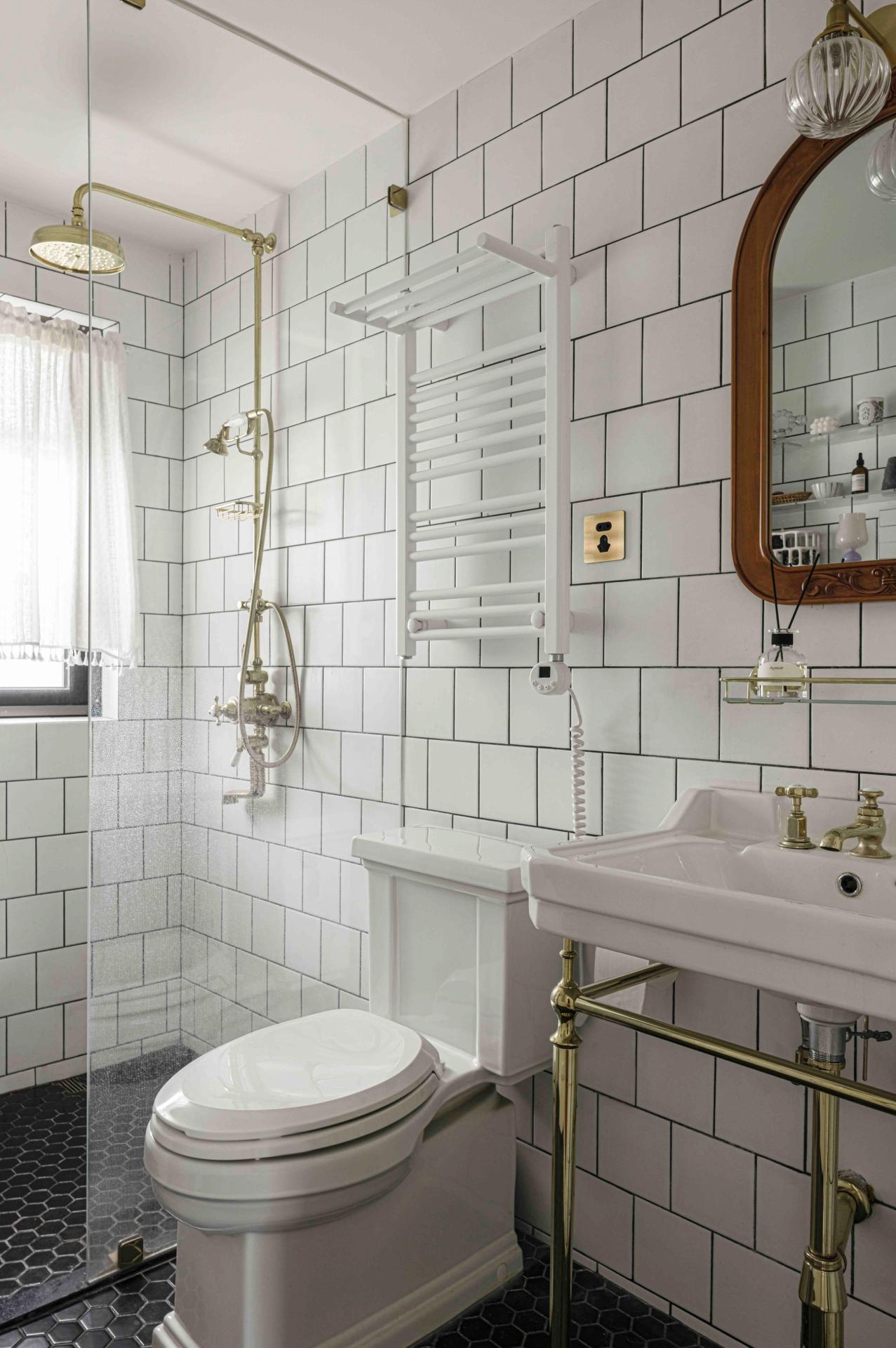 London Design Awards Winner - Brumes