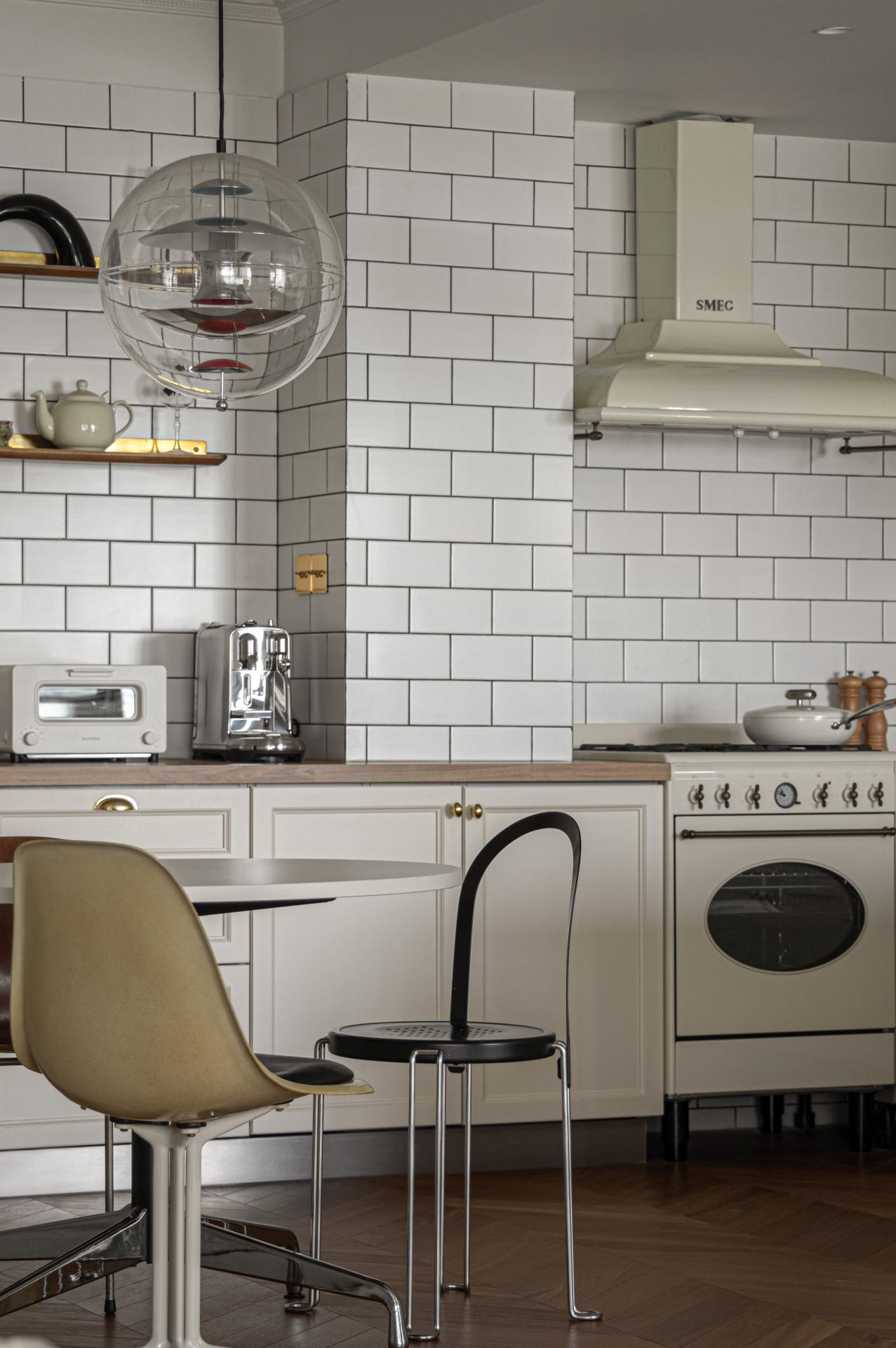 London Design Awards Winner - Brumes