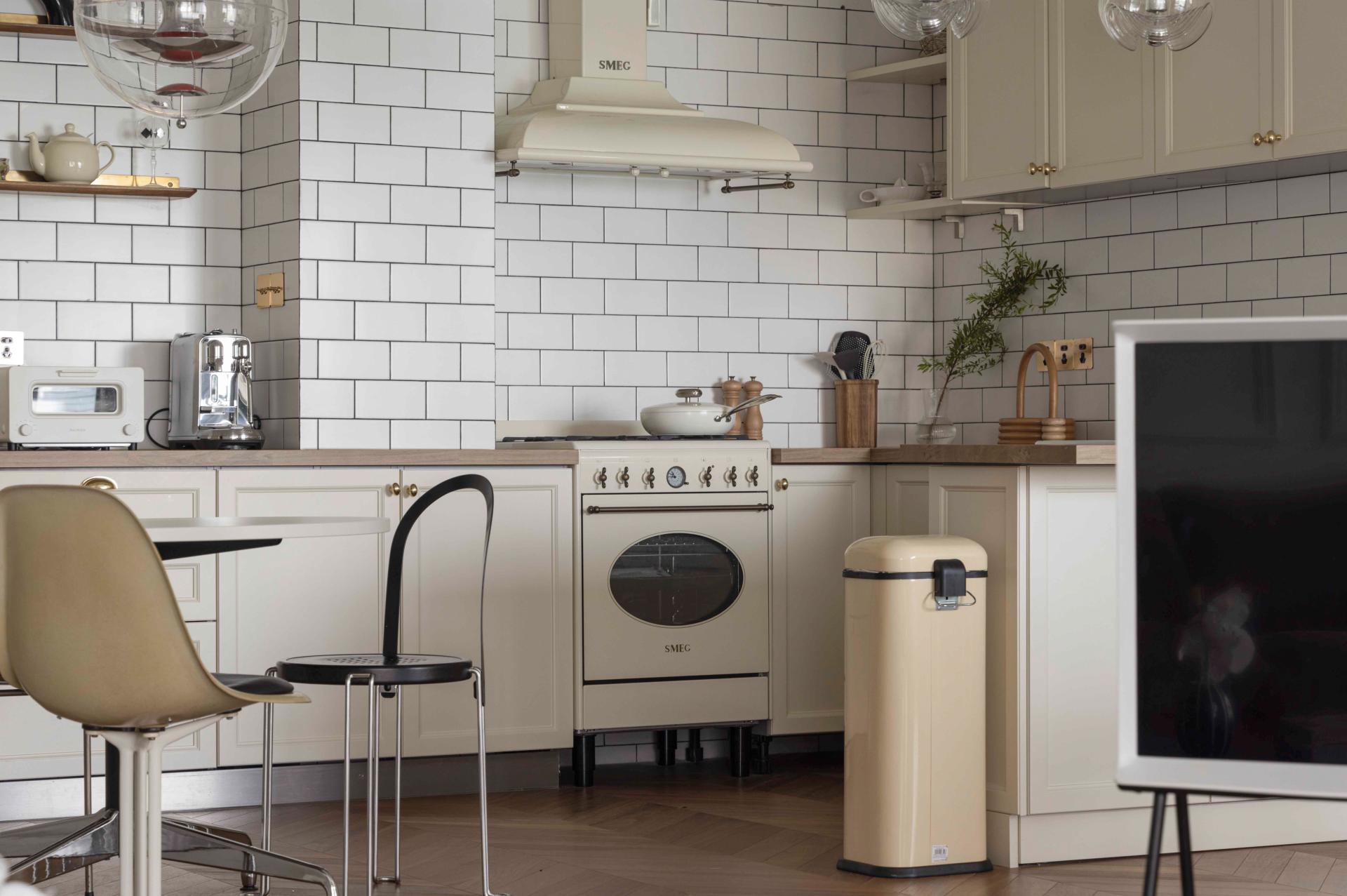 London Design Awards Winner - Brumes