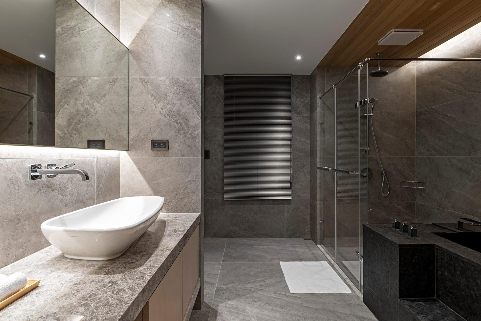London Design Awards Winner - Delightful Elegance
