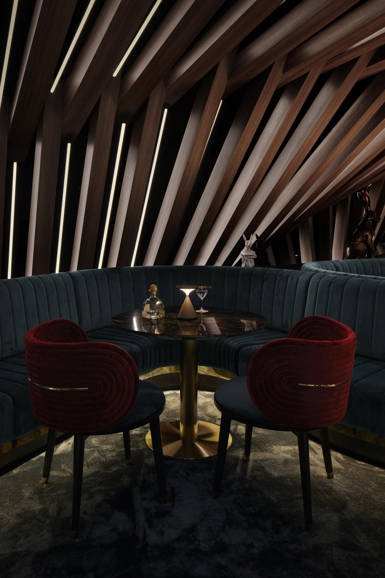 London Design Awards Winner - Curious