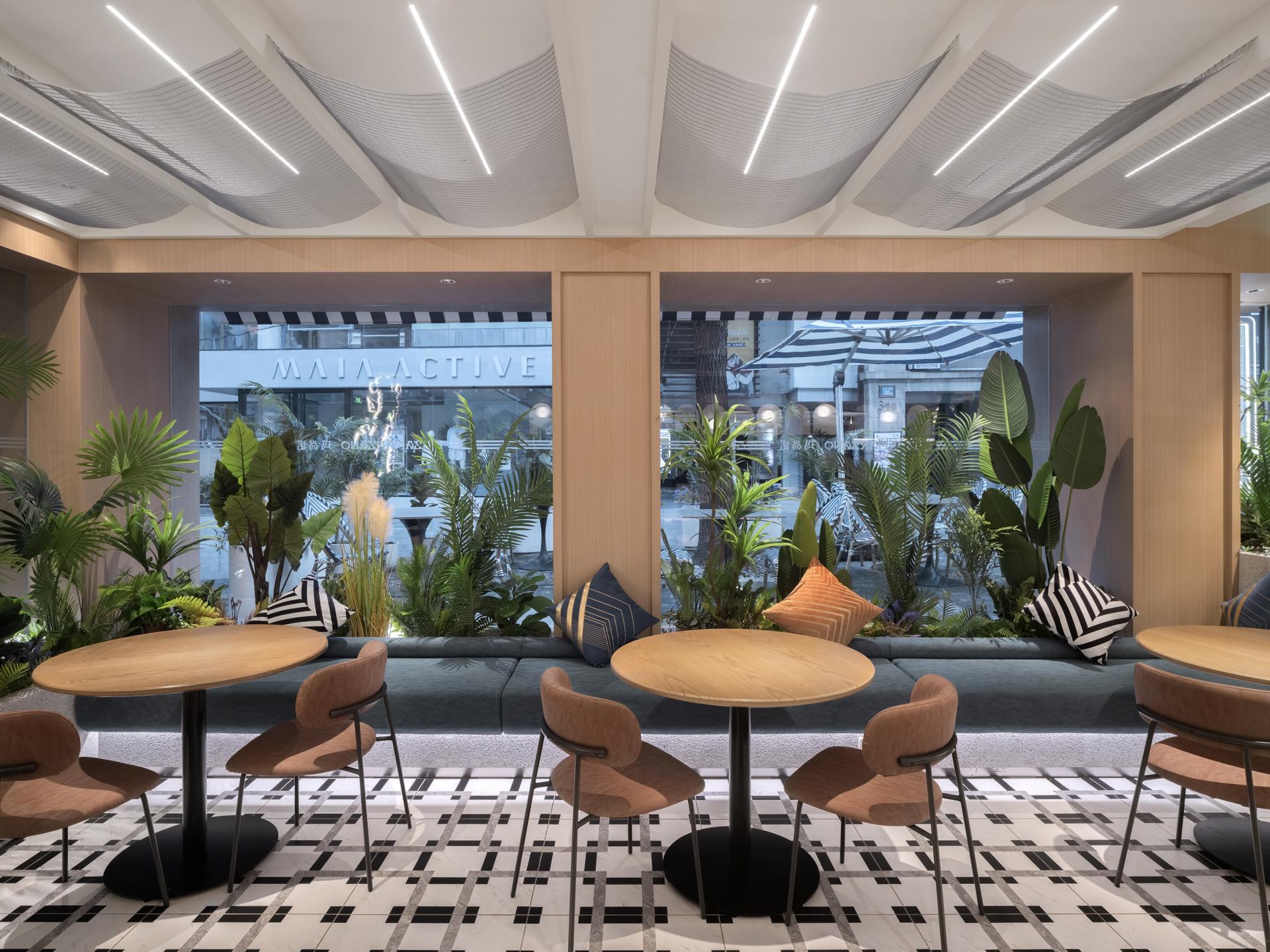 London Design Awards Winner - Pizza Marzano Wuhan