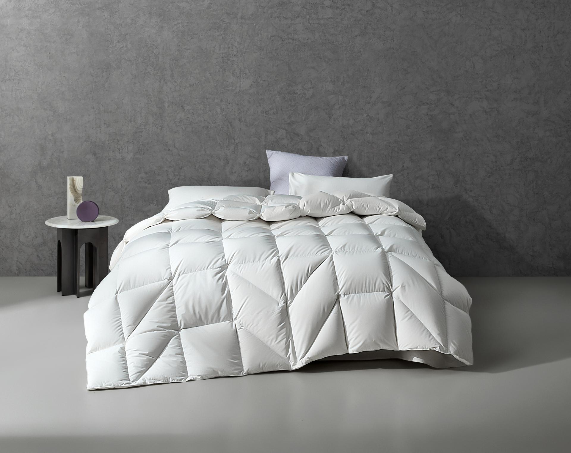 London Design Awards Winner - Super Soft & Skin-friendly Quilt