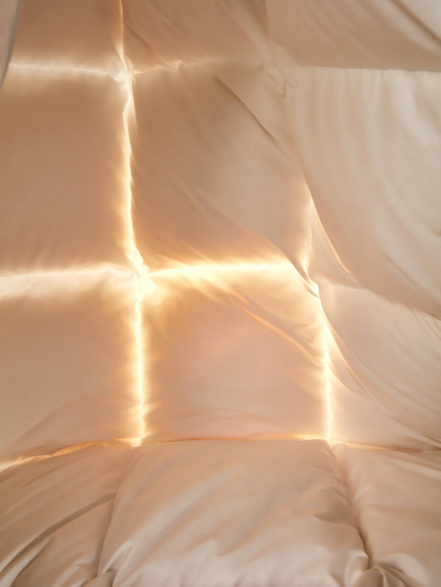 London Design Awards Winner - Super Soft & Skin-friendly Quilt