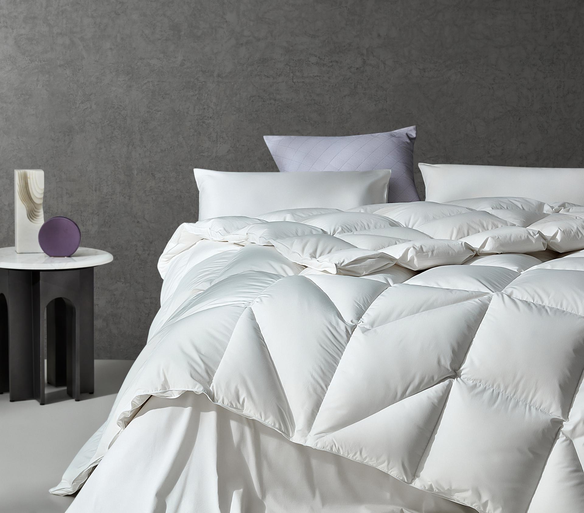London Design Awards Winner - Super Soft & Skin-friendly Quilt