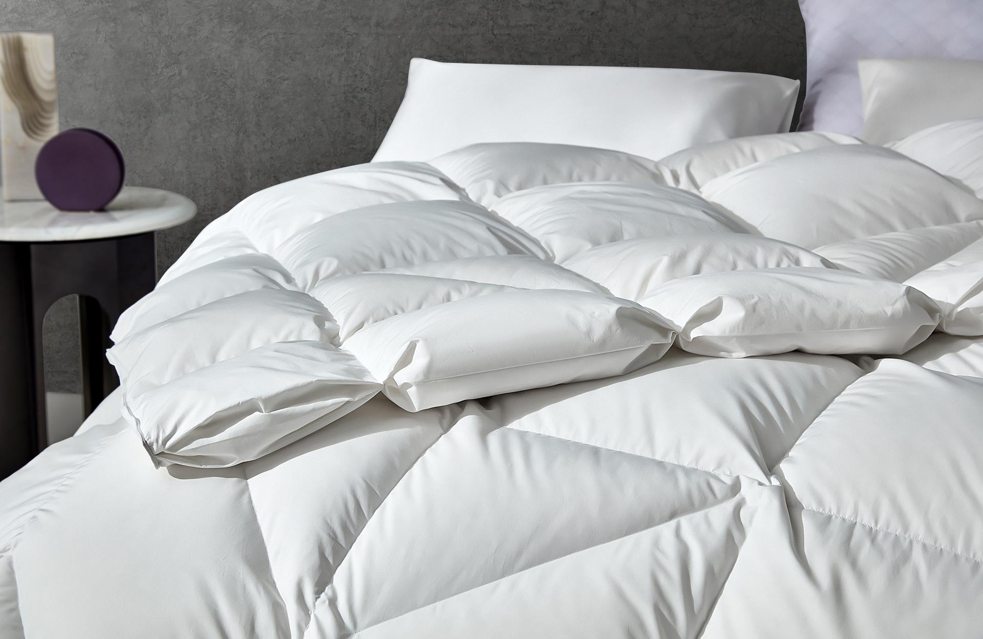 London Design Awards Winner - Super Soft & Skin-friendly Quilt