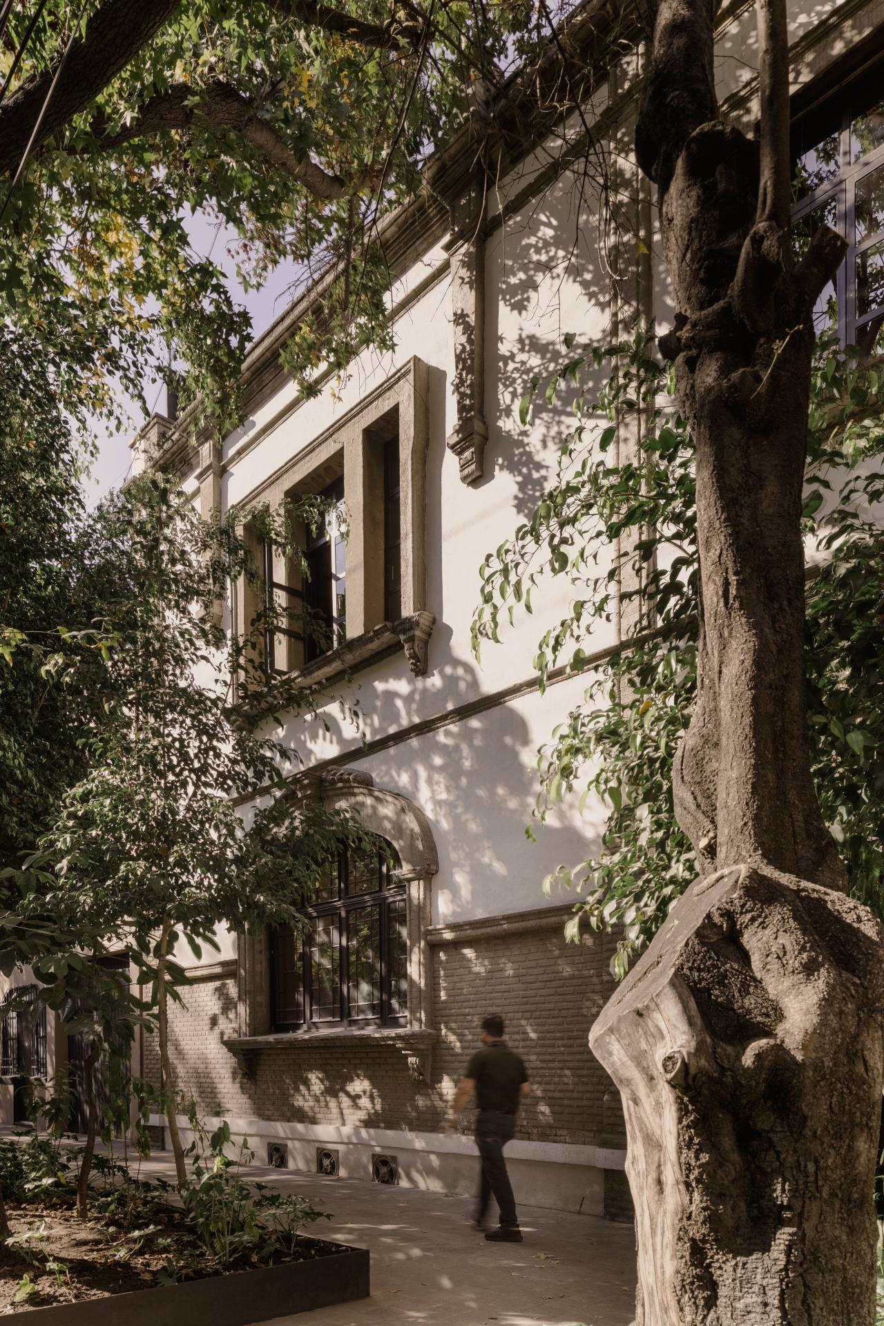 London Design Awards Winner - Casa Roma
