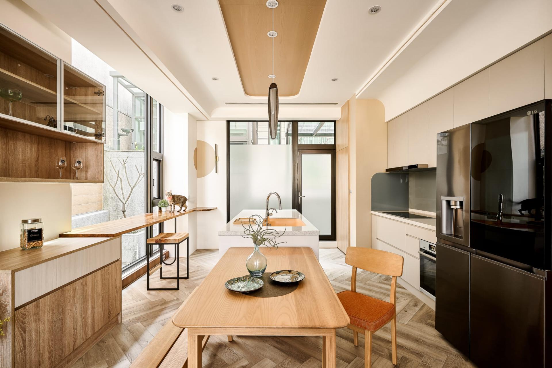 London Design Awards Winner - Satisfaction and Serendipity 