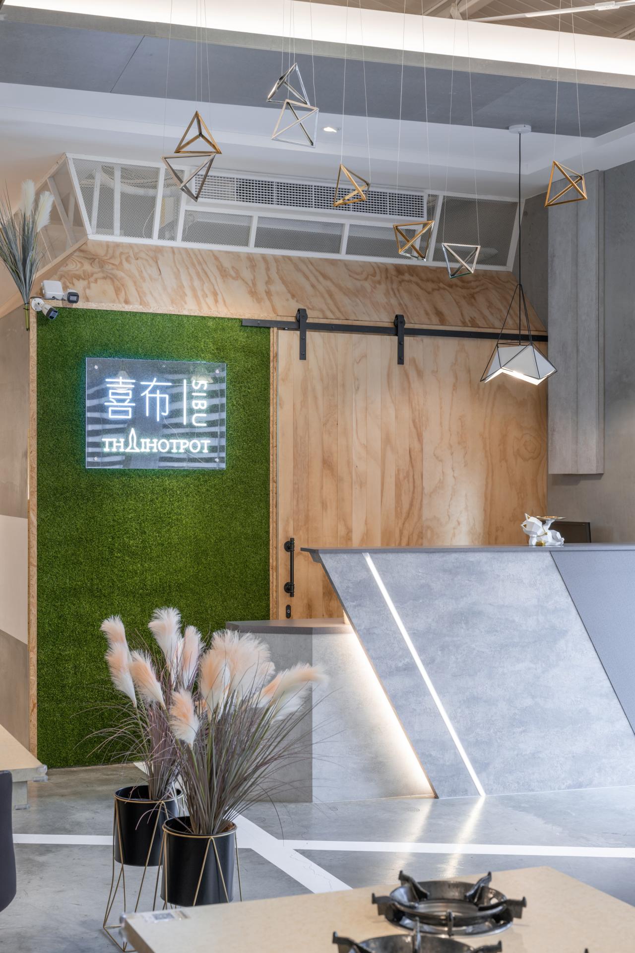 London Design Awards Winner - SIBU Thai Hot Pot