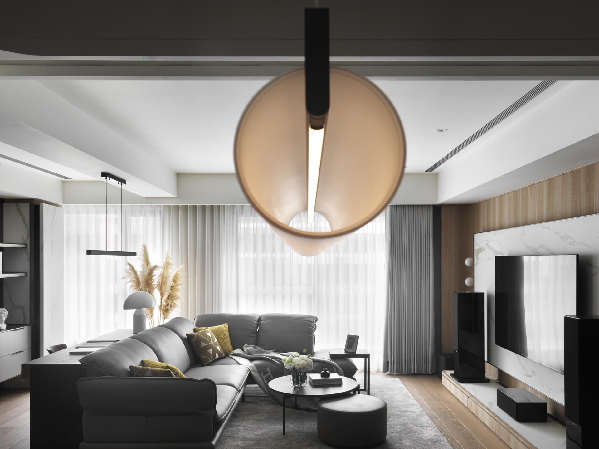 London Design Awards Winner - Light realm