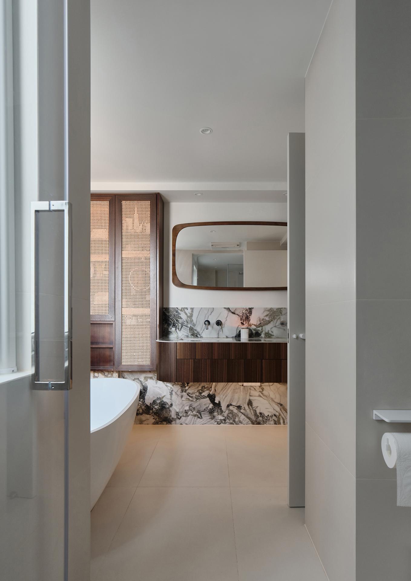 London Design Awards Winner - Zhonghangyuefu