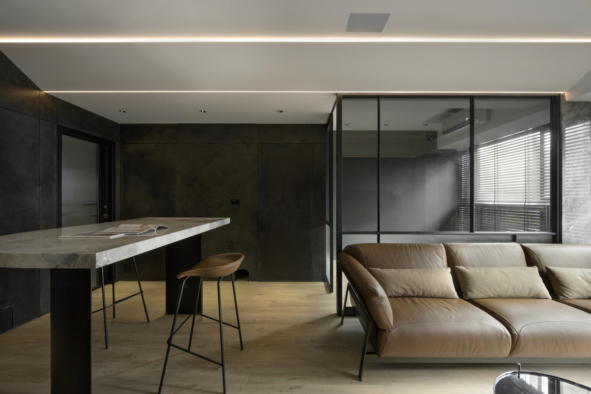 London Design Awards Winner - Lost in shades of darkness