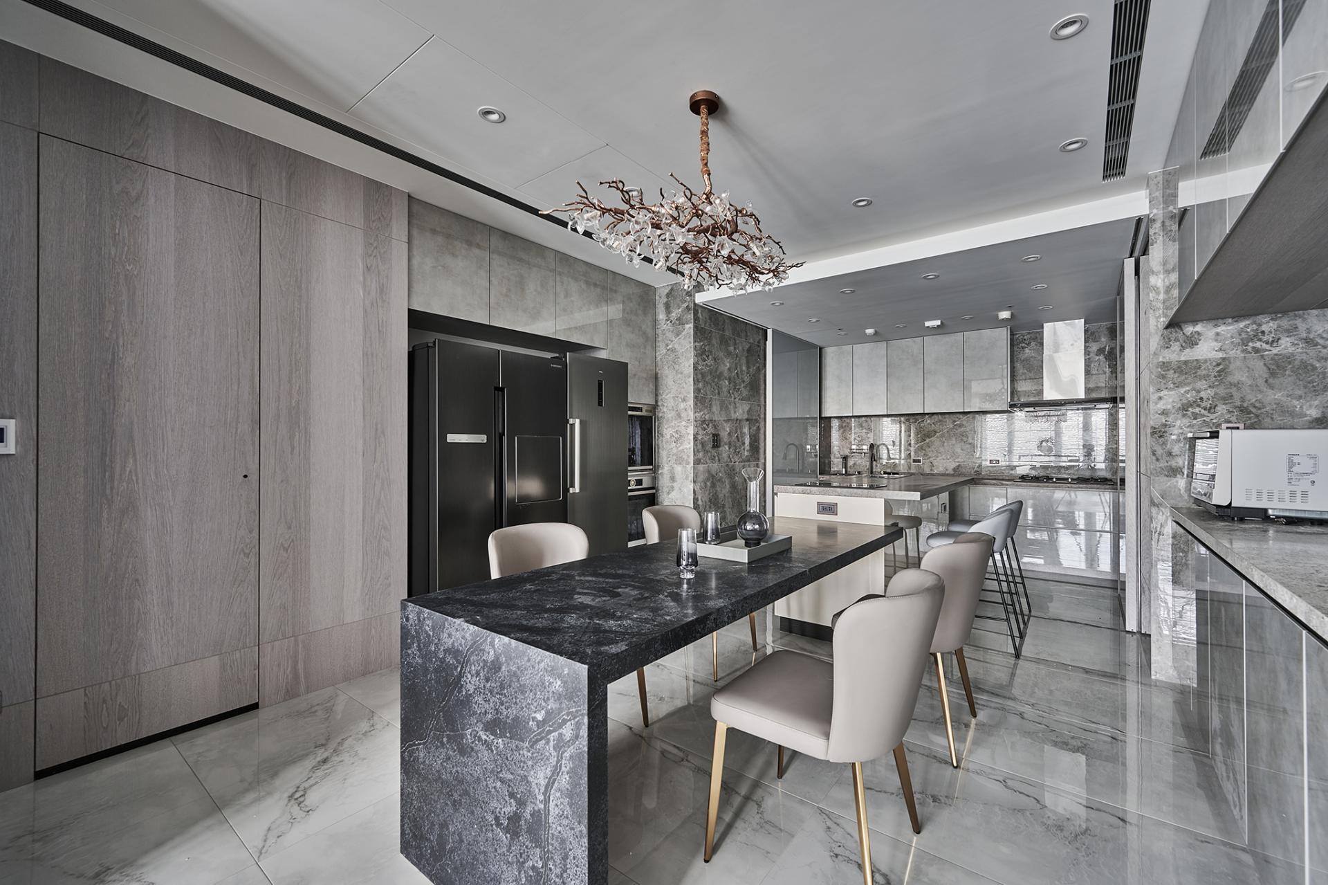 London Design Awards Winner - Contemplation