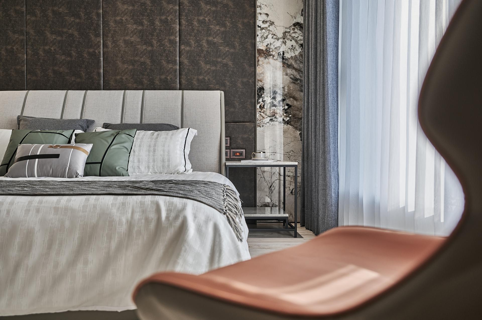 London Design Awards Winner - Contemplation
