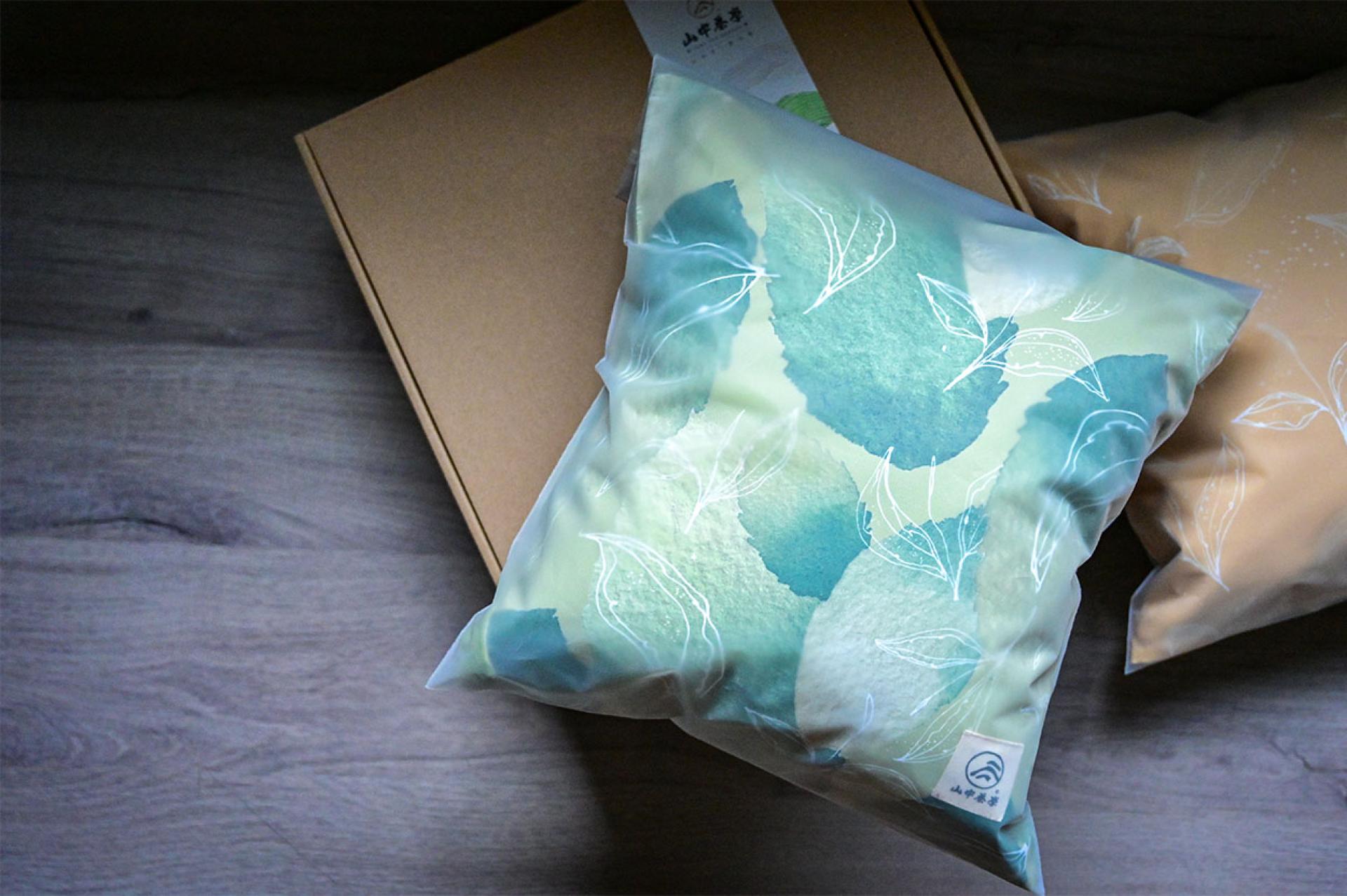 London Design Awards Winner - Tea Fragrance Anti-Snore Pillow