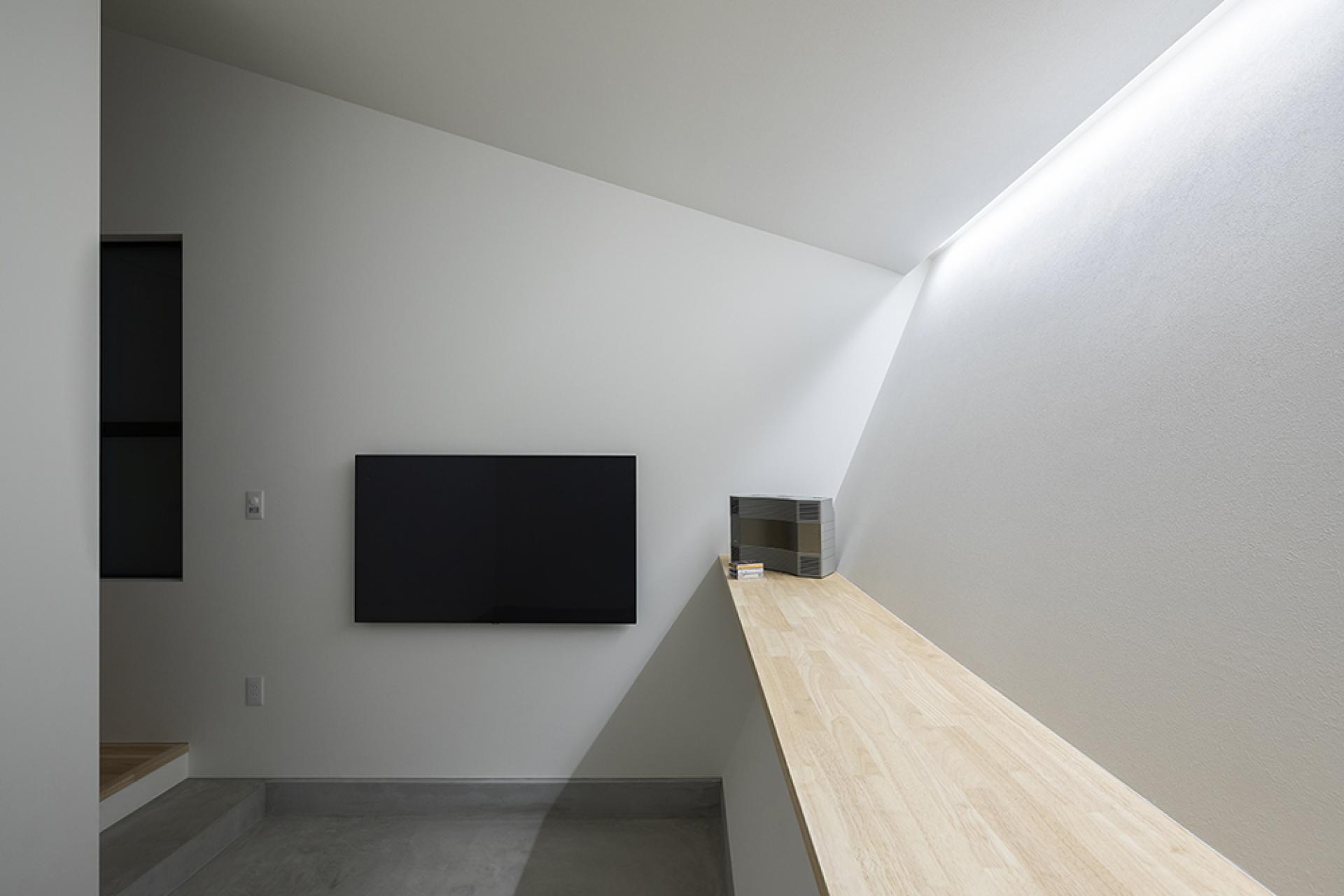 London Design Awards Winner - Hazama no Seirai