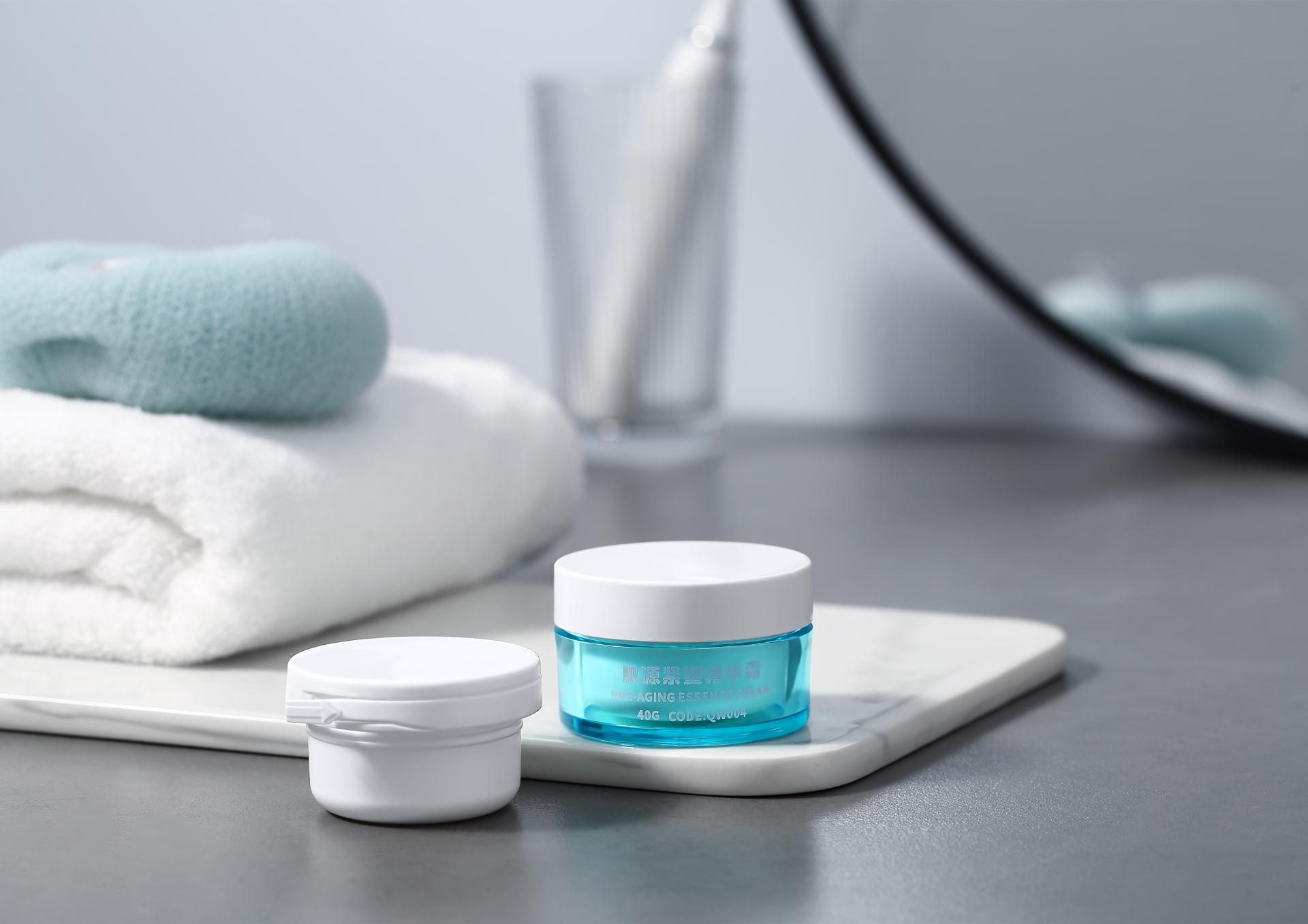 London Design Awards Winner - Renew packing
