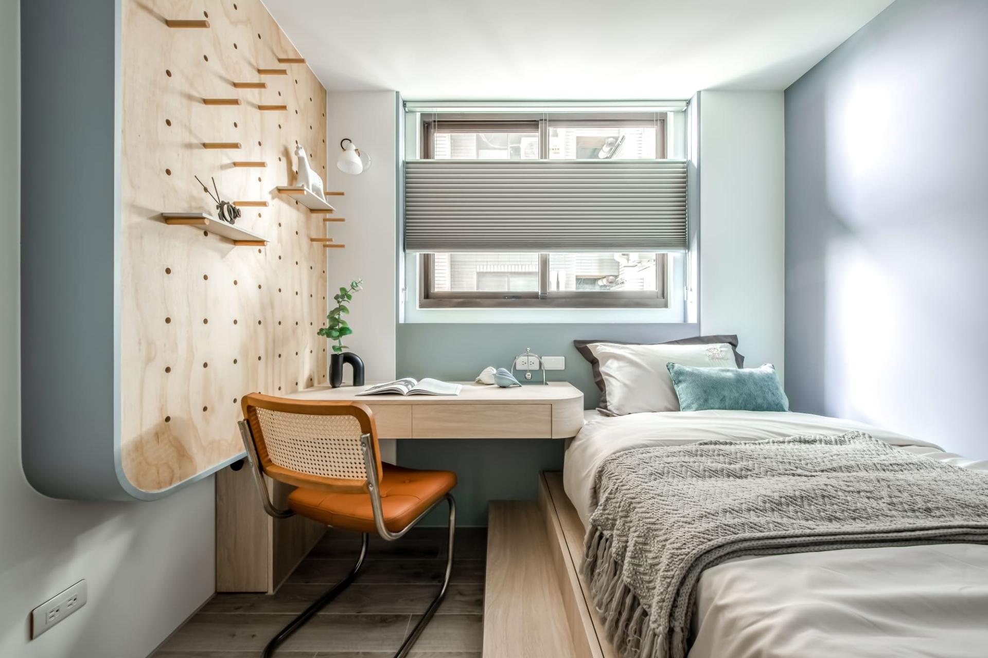 London Design Awards Winner - Azure