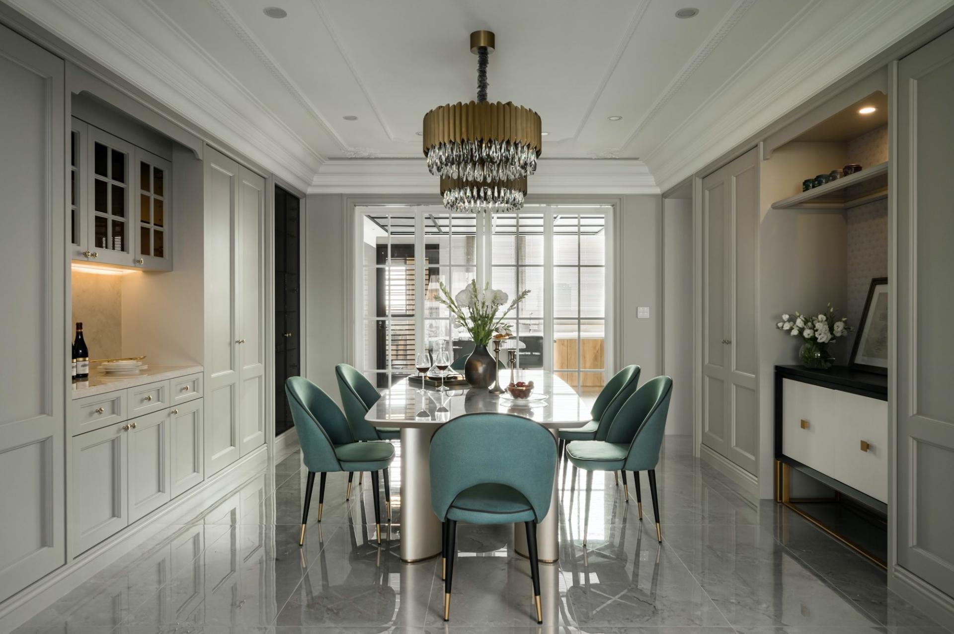 London Design Awards Winner - The Graceful Flow