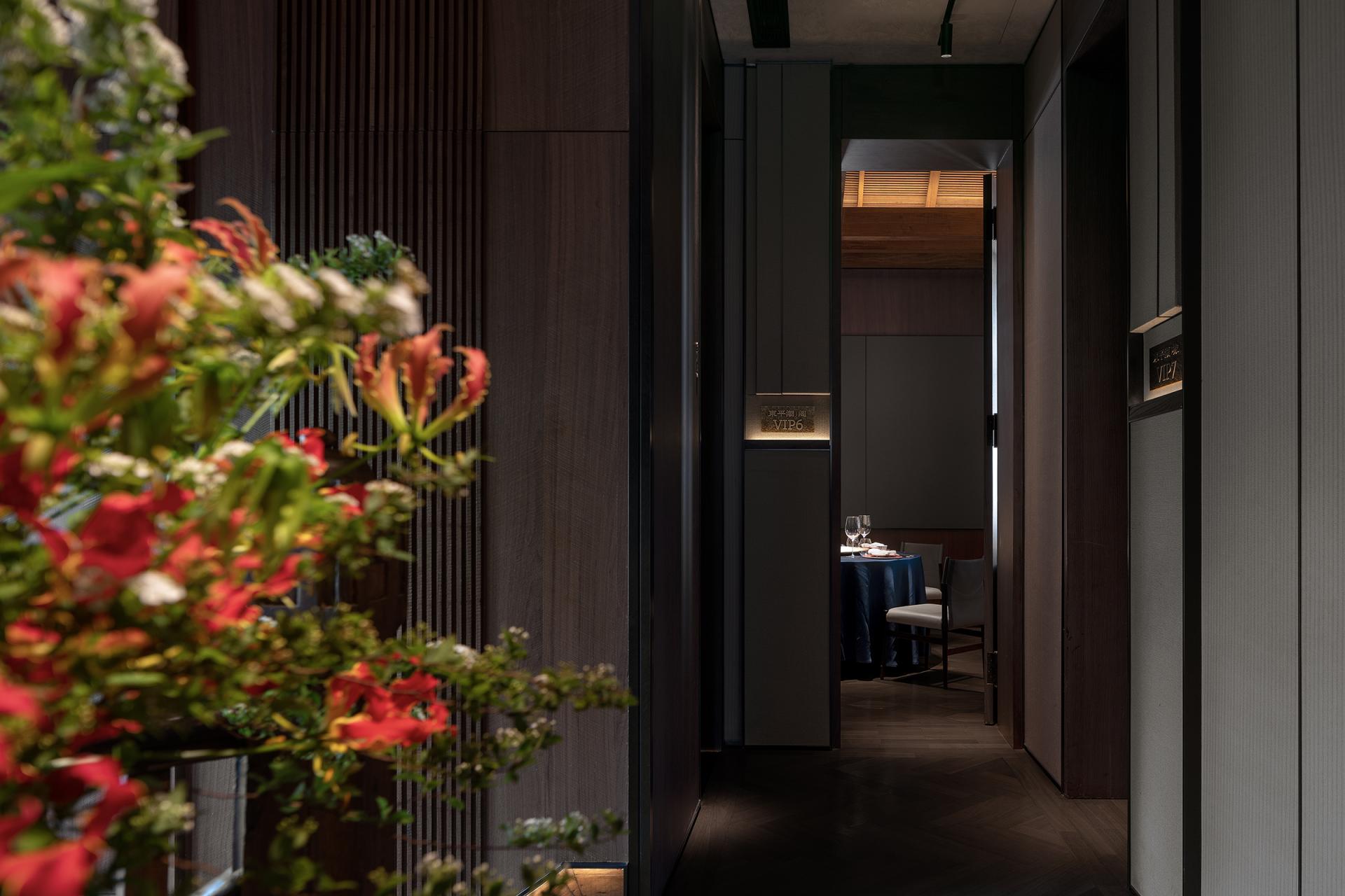 London Design Awards Winner - Dongpingchao Restaurant