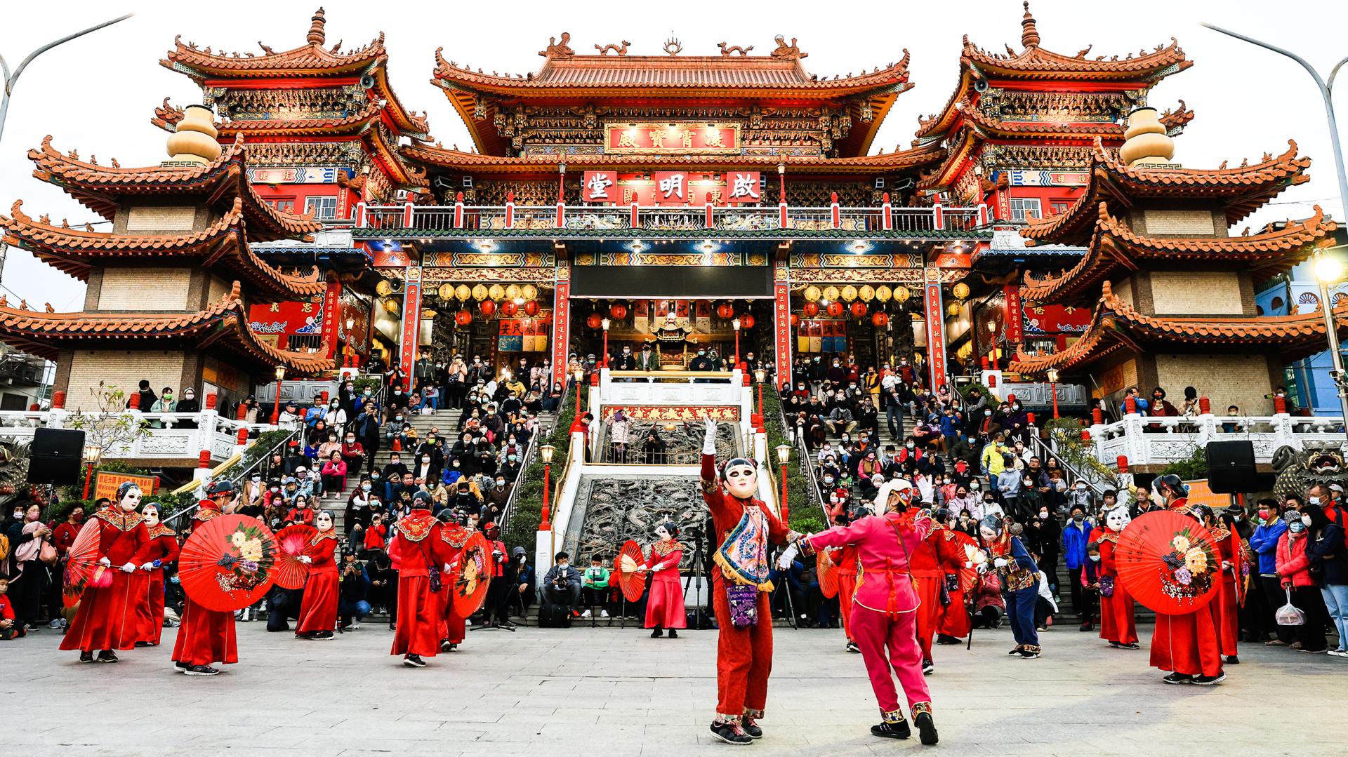 London Design Awards Winner - 2023 Kaohsiung Lotus Pond Lantern Festival
