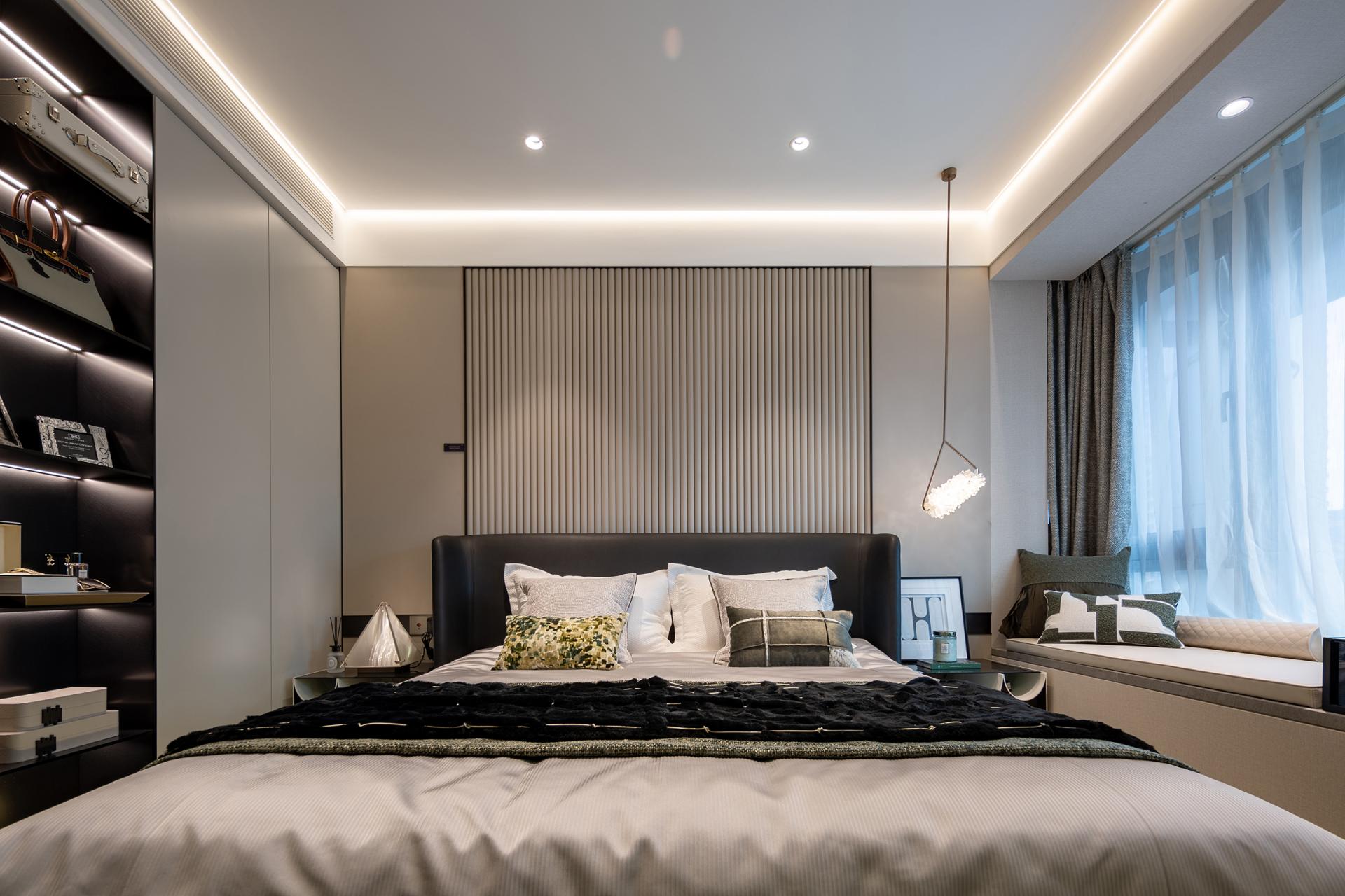London Design Awards Winner - River Center 190 Sample Room