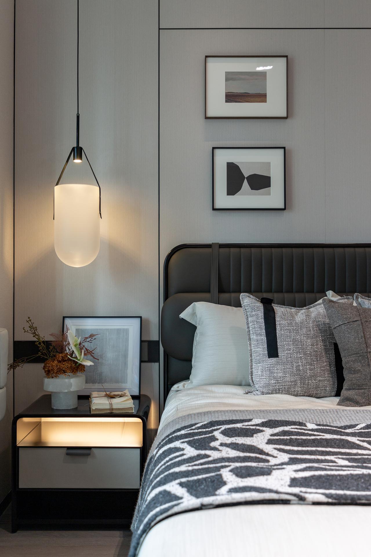 London Design Awards Winner - River Center 255 Sample Room