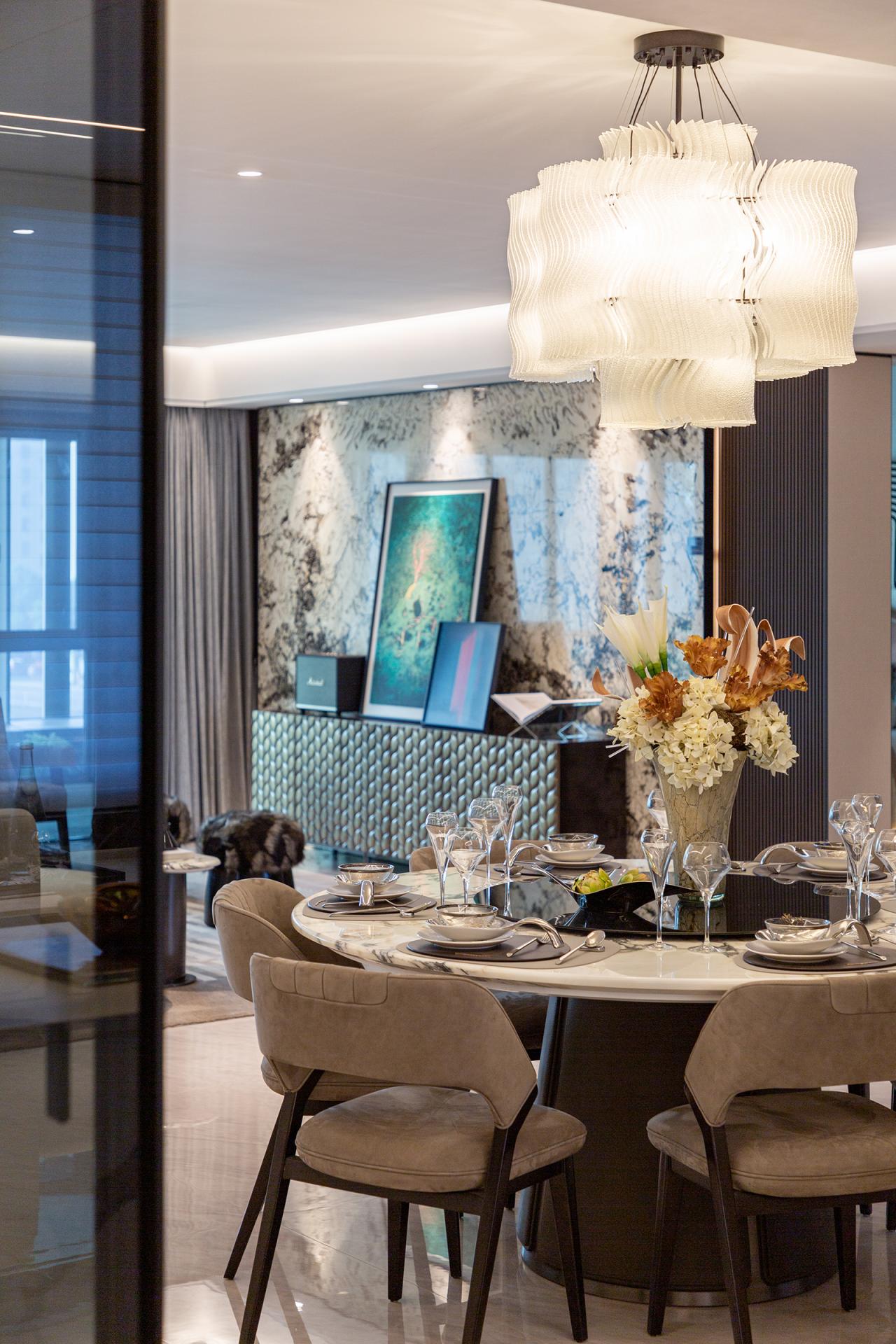 London Design Awards Winner - River Center 255 Sample Room