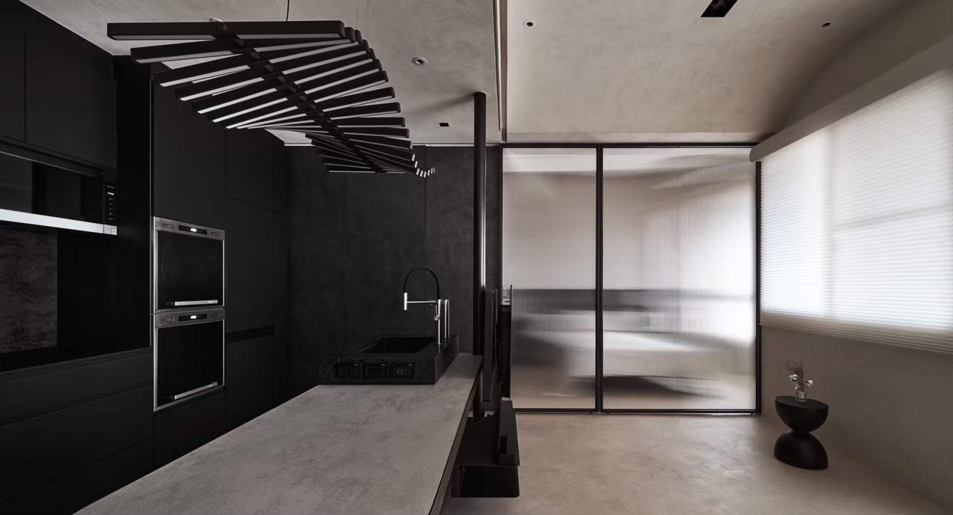 London Design Awards Winner - Round Dance