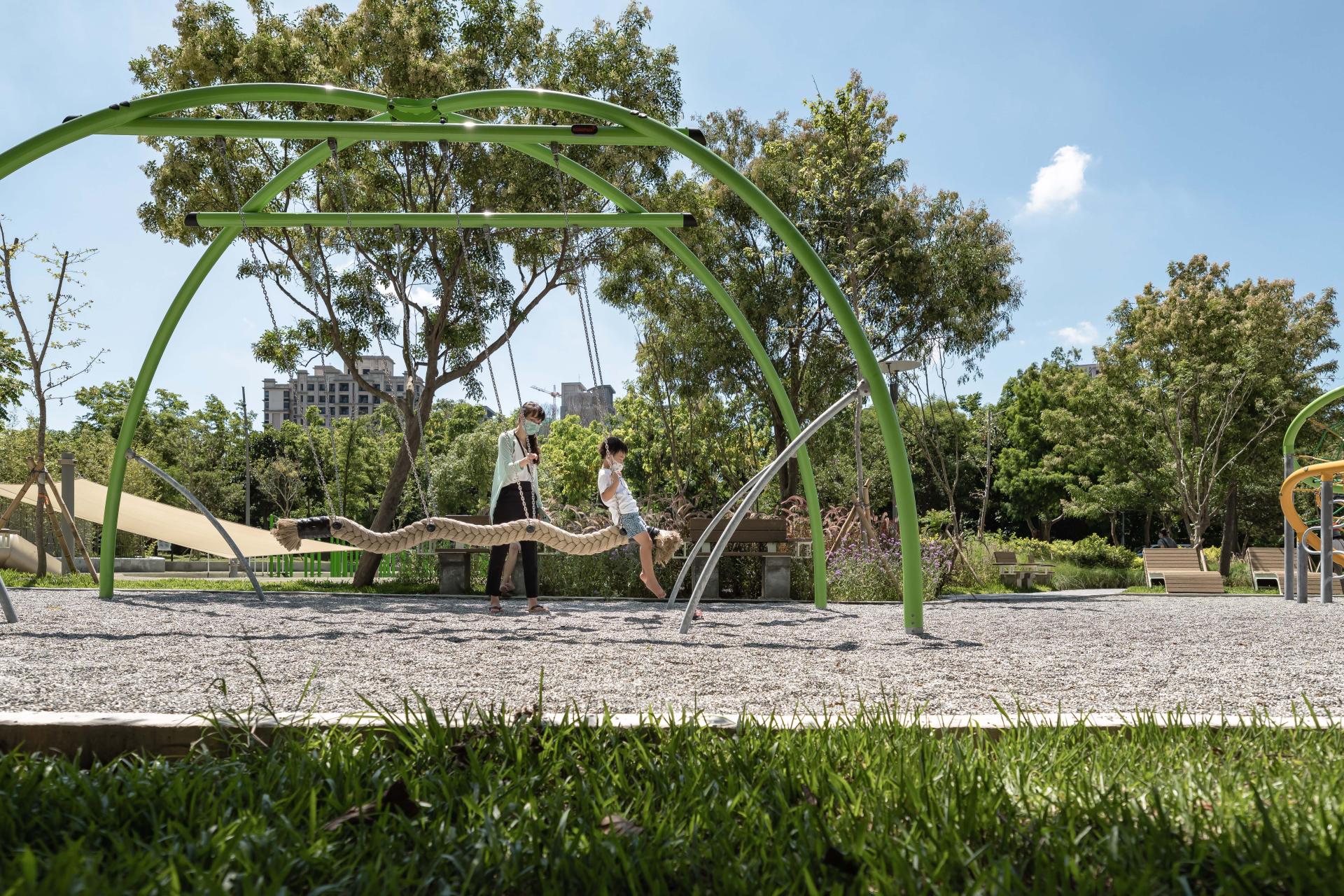 London Design Awards Winner - Xinglong Park Natural Forest Playground