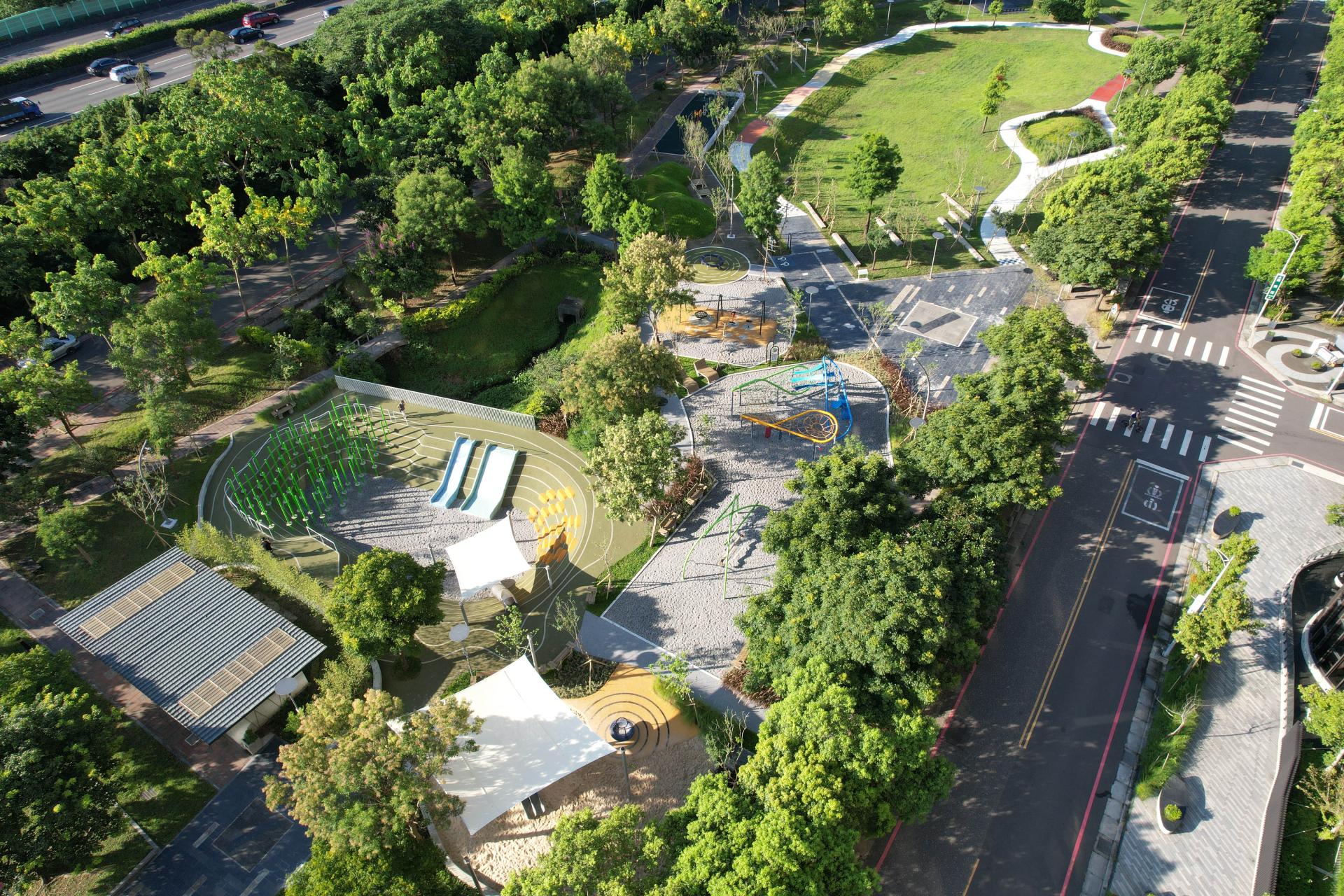 London Design Awards Winner - Xinglong Park Natural Forest Playground