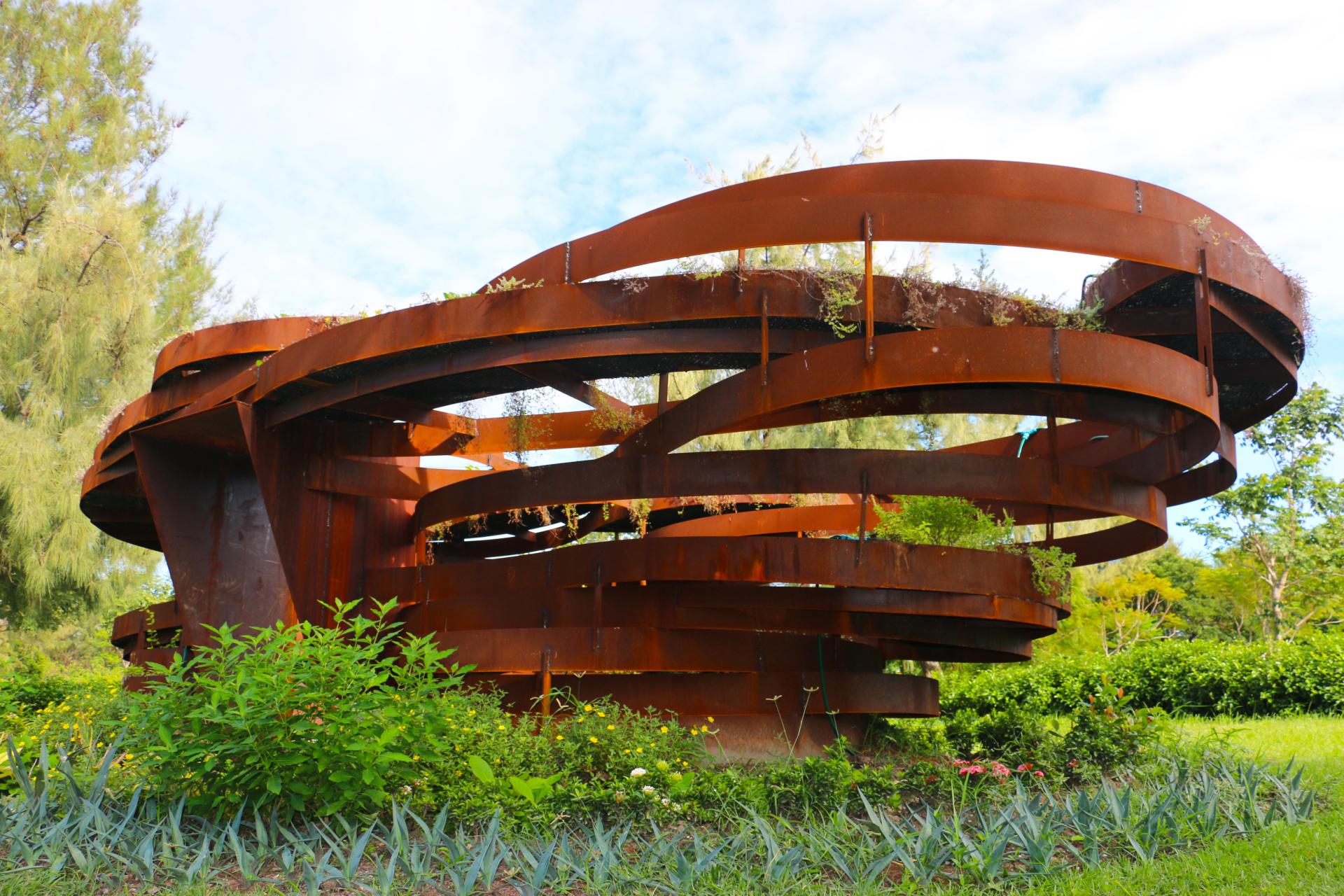 London Design Awards Winner - Layering Mountain (層山)