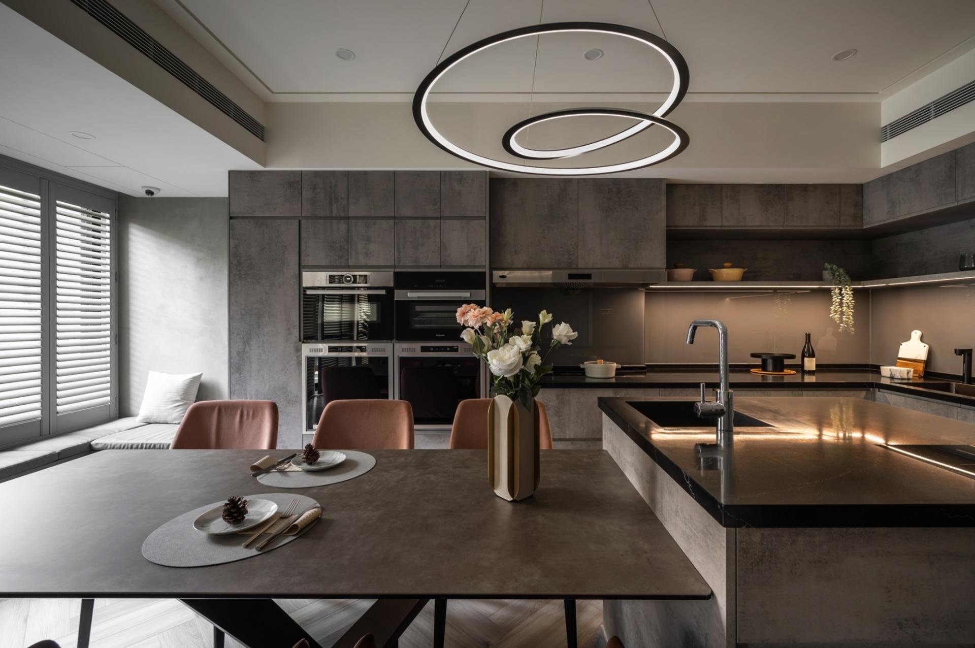 London Design Awards Winner - Brightness
