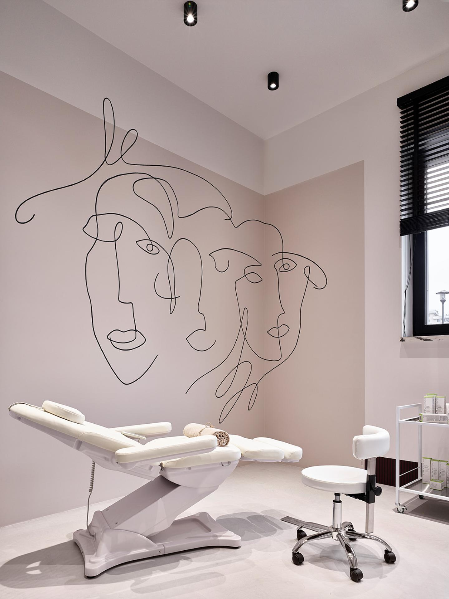 London Design Awards Winner - Fiolet Clinic