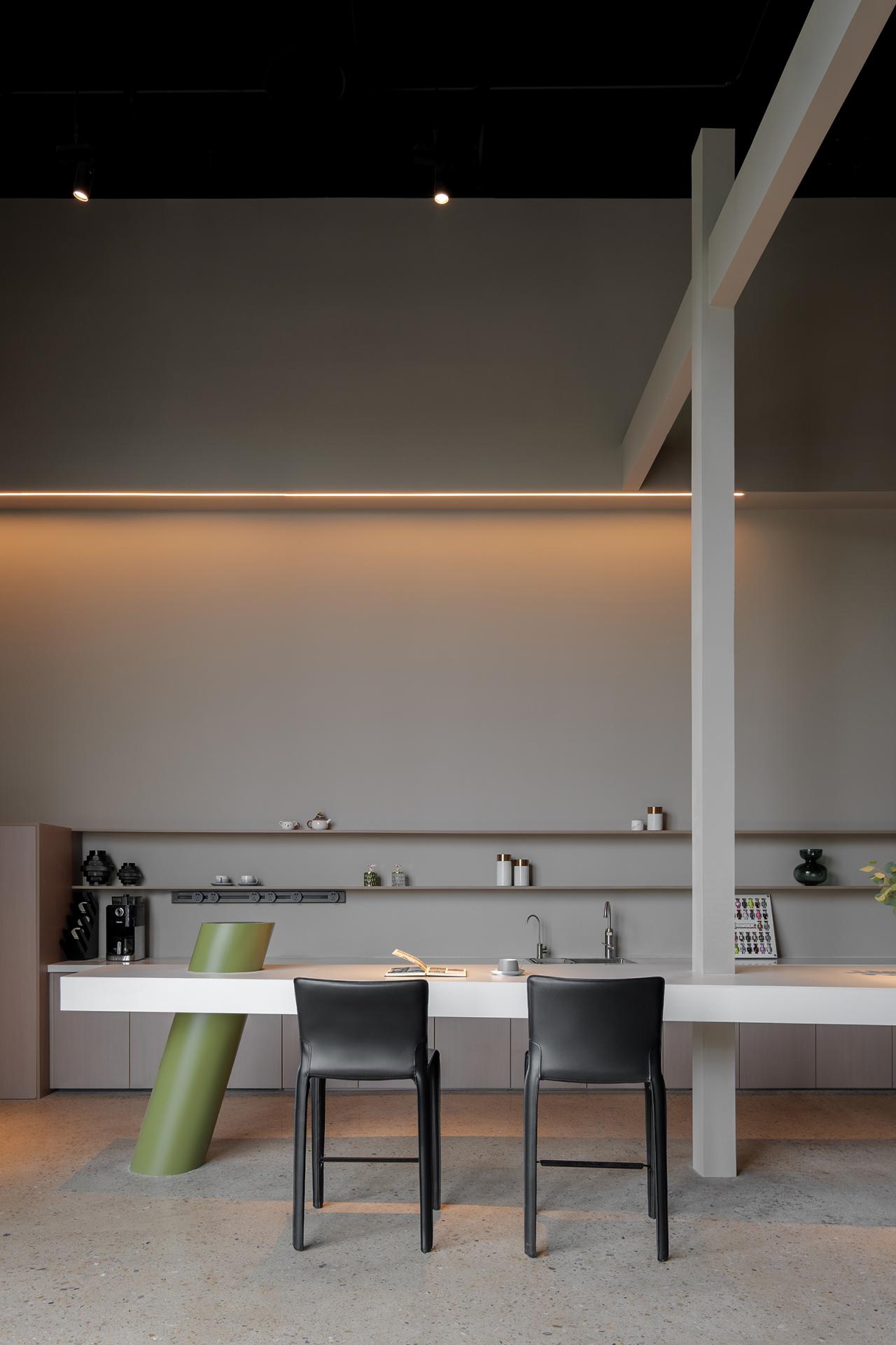 London Design Awards Winner - 2377 Life Aesthetics Design Center
