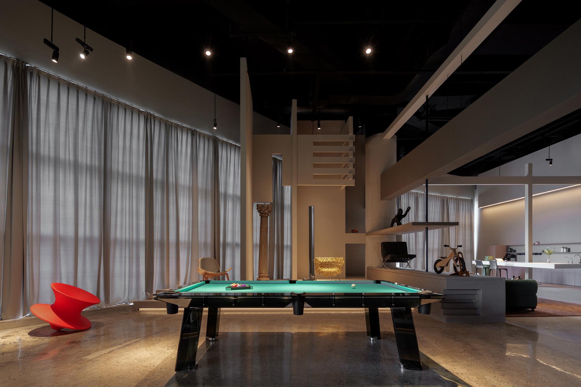 London Design Awards Winner - 2377 Life Aesthetics Design Center