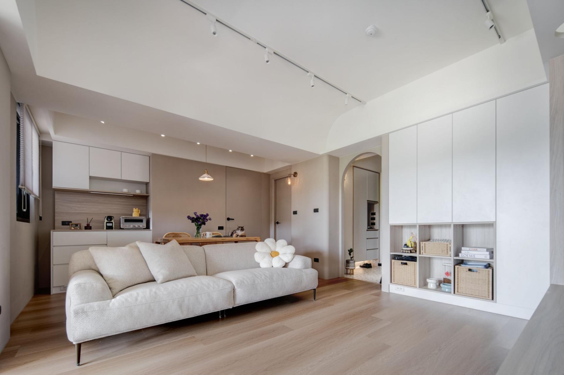 London Design Awards Winner - Warm Light Residence