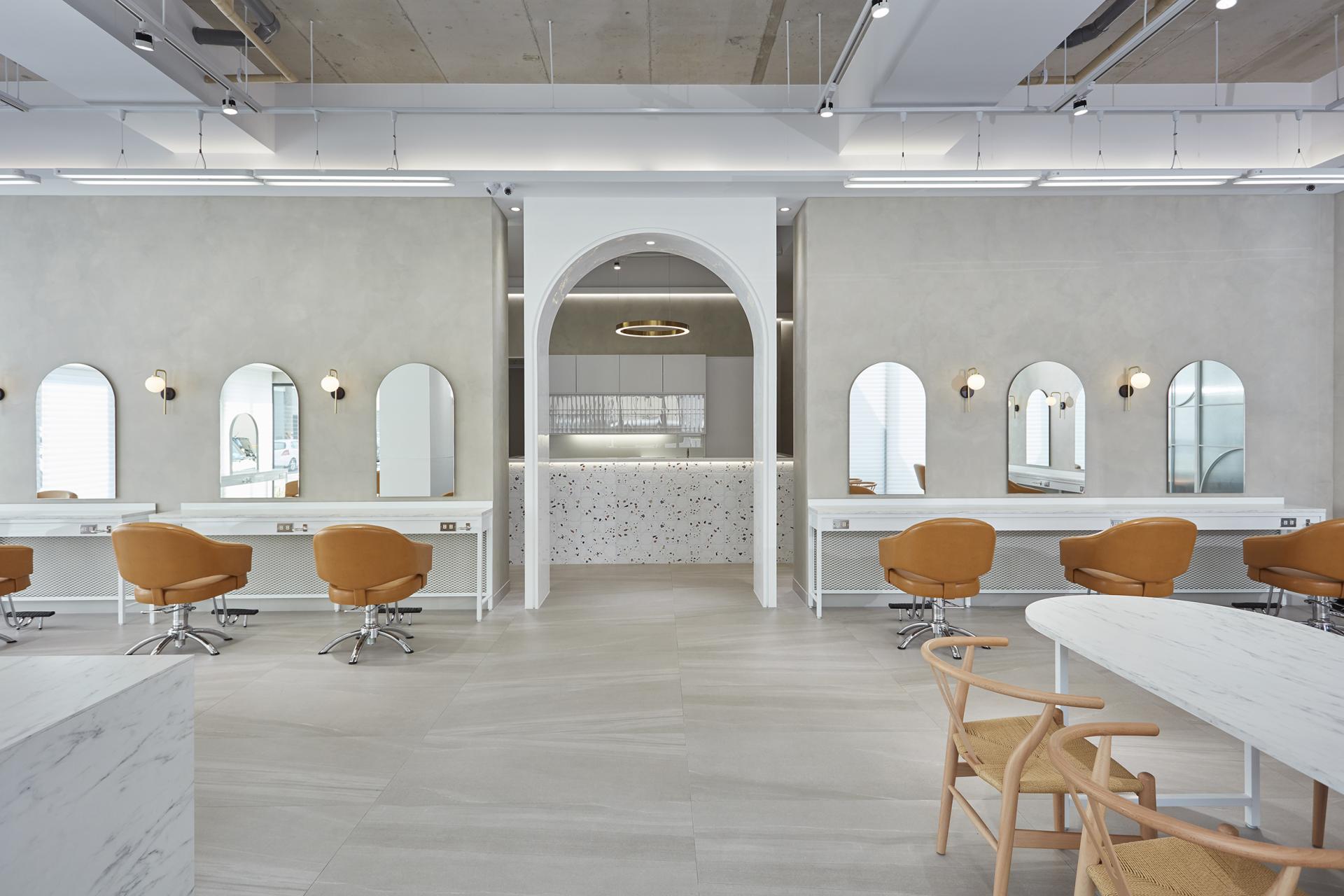 London Design Awards Winner - Silky Glow