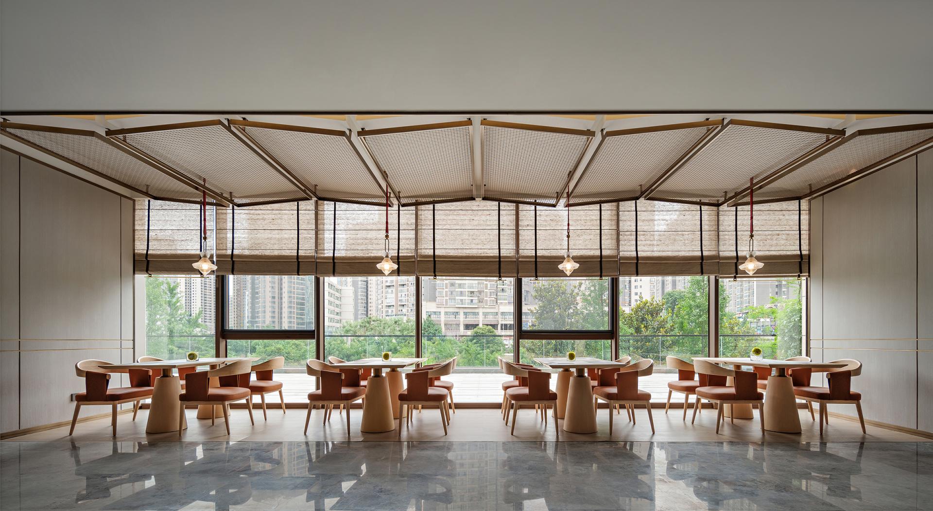 London Design Awards Winner - Fame Hotel