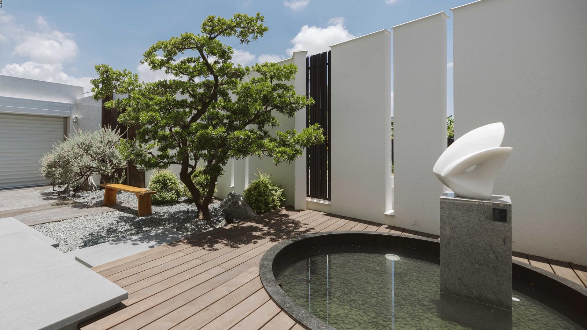 London Design Awards Winner -  The breathing forest