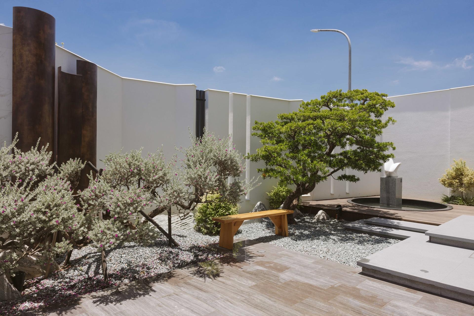 London Design Awards Winner -  The breathing forest