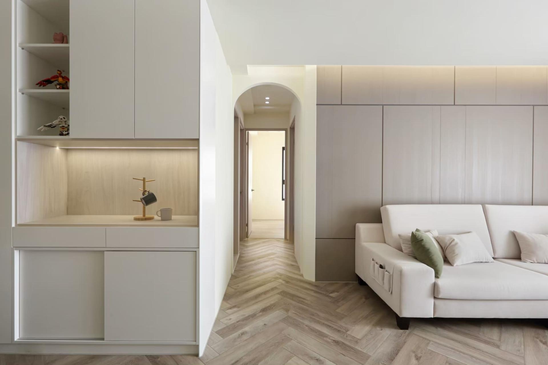 London Design Awards Winner - Curved Tranquility
