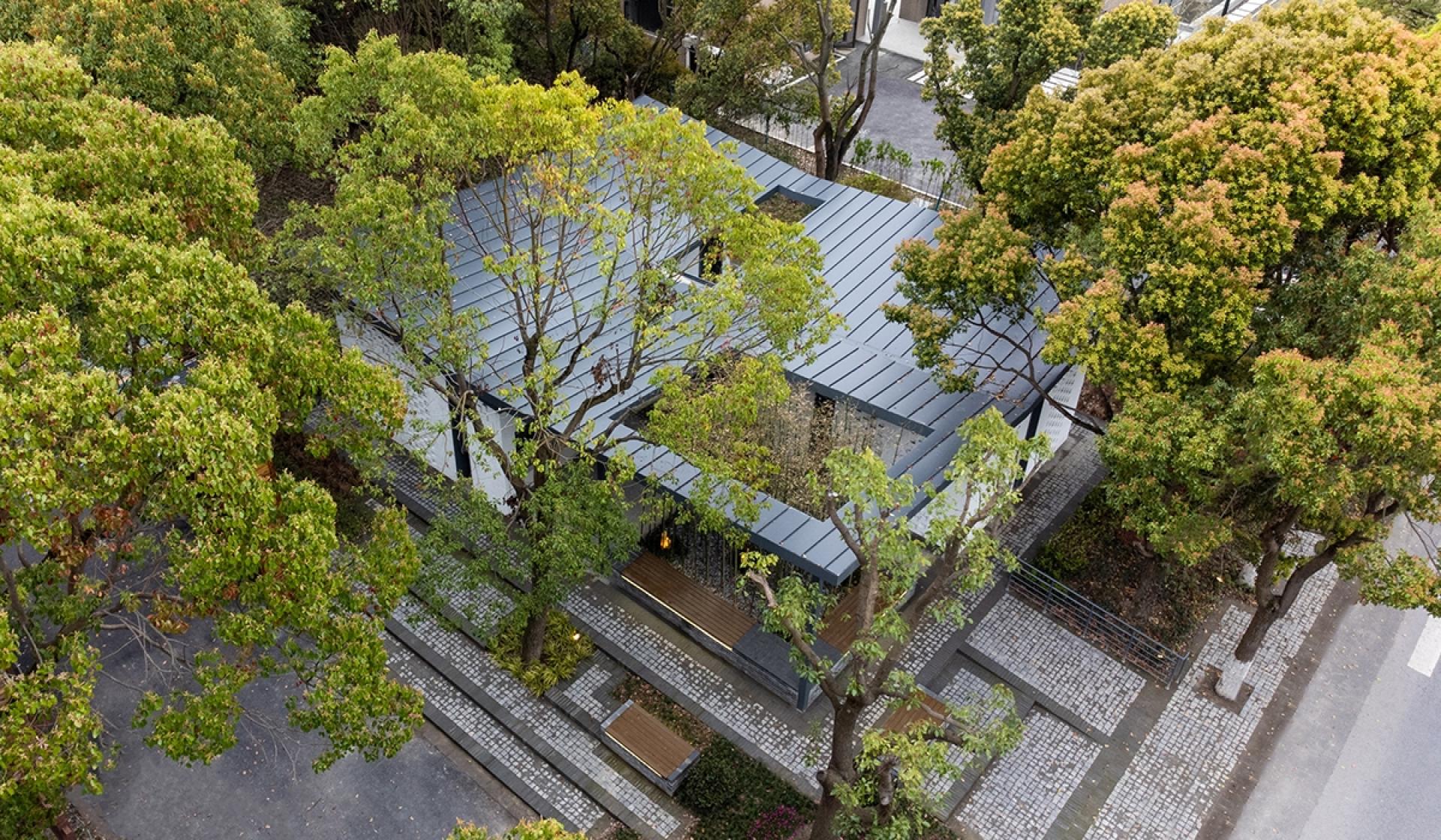 London Design Awards Winner - Zhuanghang Rural Park Restroom