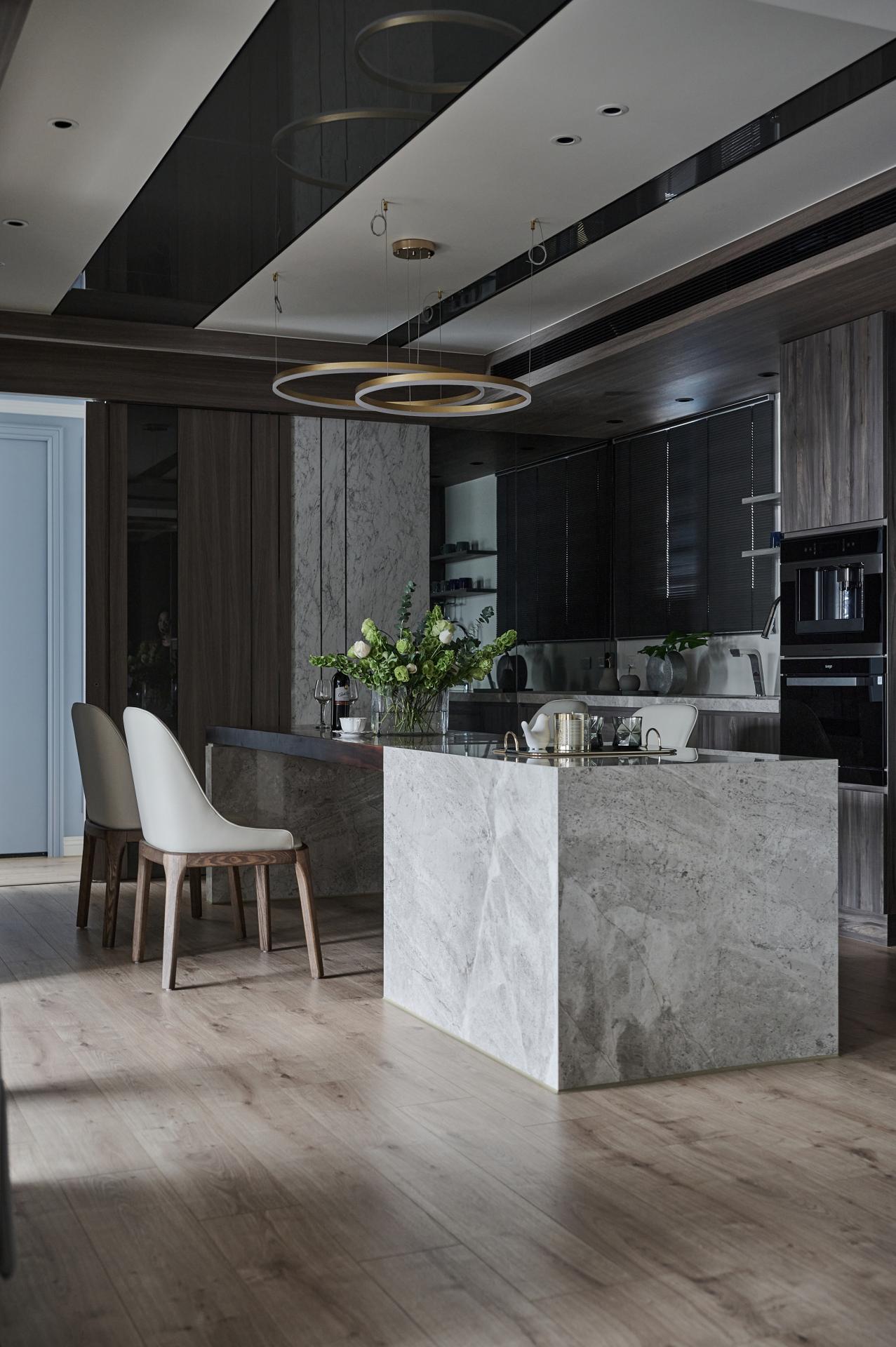 London Design Awards Winner - The Classical Fort