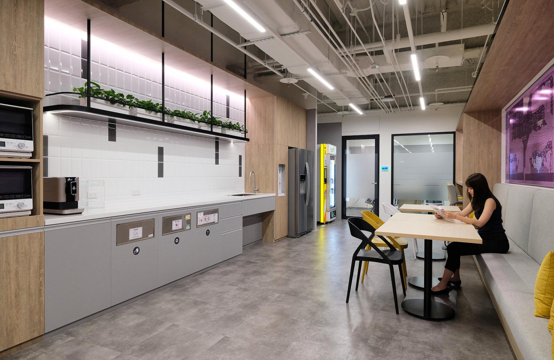 London Design Awards Winner - Micron Technology Office, Taipei