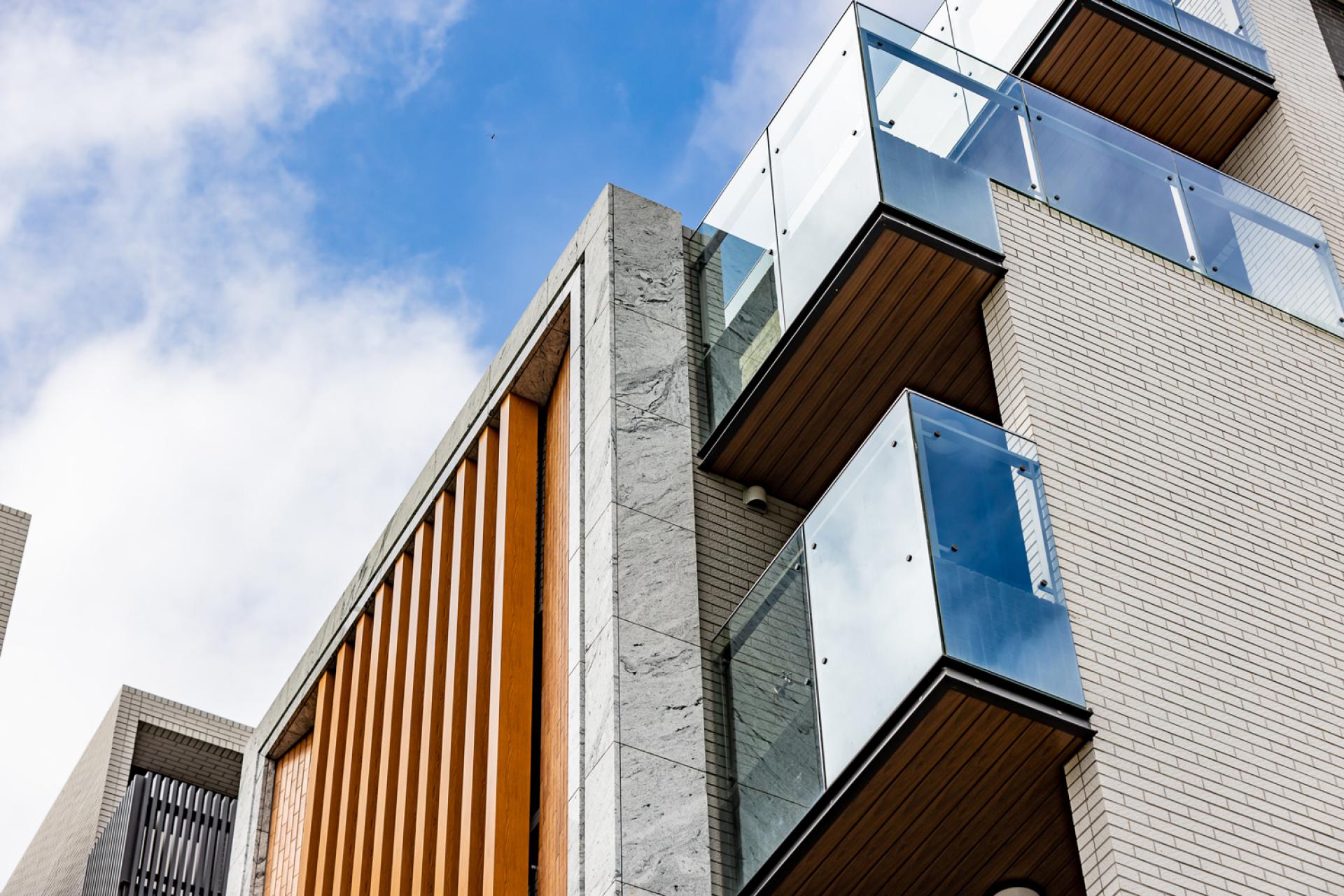 London Design Awards Winner - Splendid View