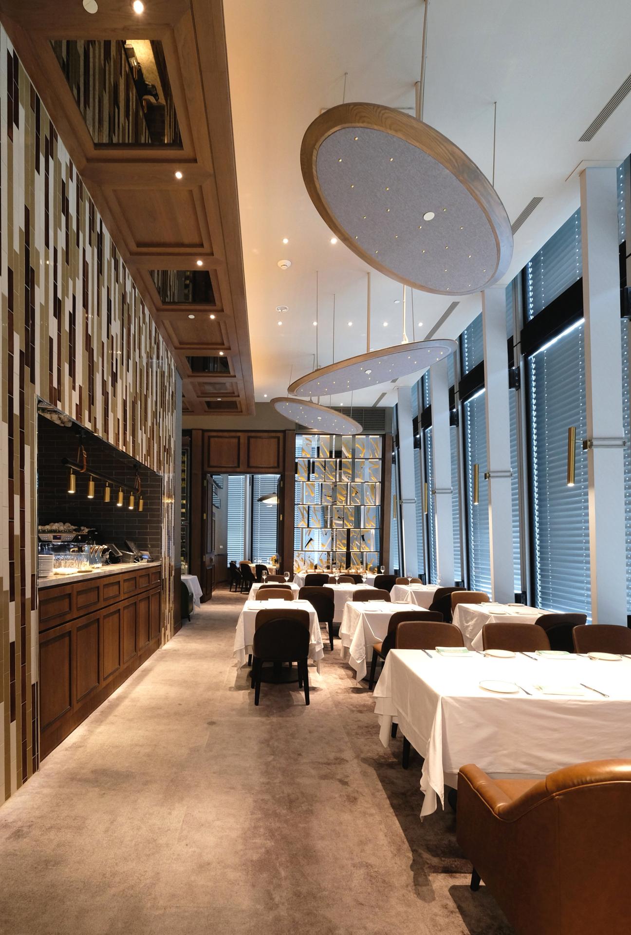 London Design Awards Winner - Smith and Wollensky Steakhouse, Taipei